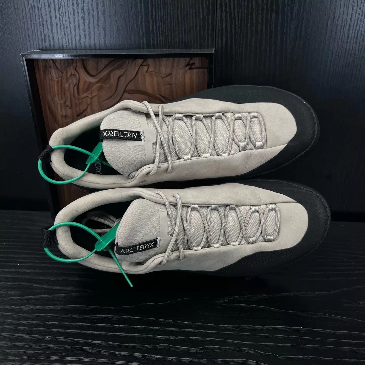 Arc'teryx Arc'teryx Konseal Beige EU 39.5 mint shoes Size US 7.5 / EU 40-41 - 2 Thumbnail