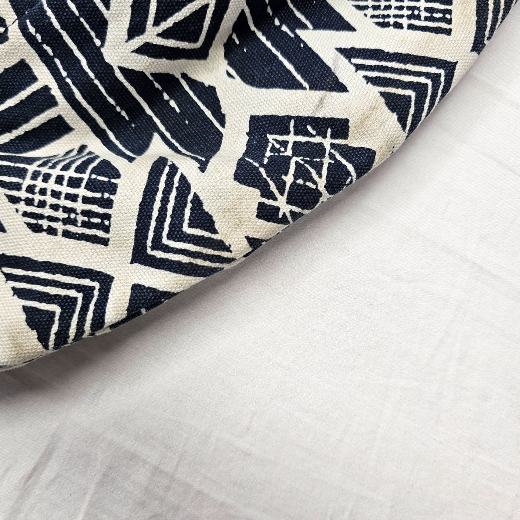 KAVU KAVU Rope Sling Bag Black Beige AZTEC Geometric TRIBAL Shoulder Backpack, Canvas, Cotton, Crossbody Strap, Adjustable, Medium, Men, Vintage: No Size ONE SIZE - 2 Thumbnail