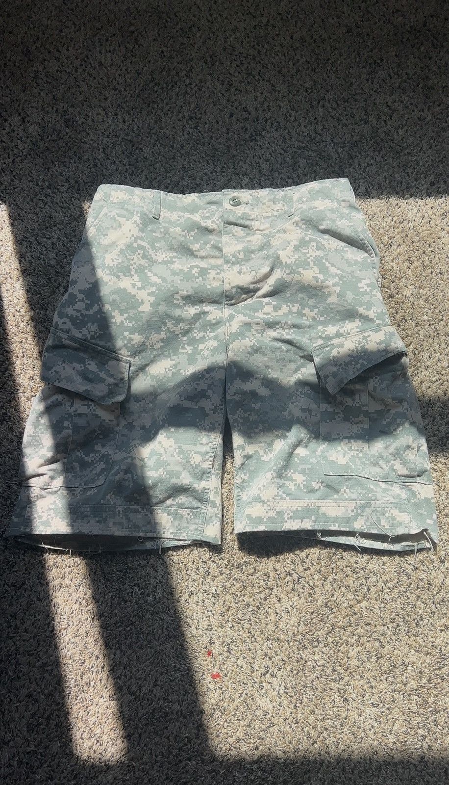 Other Reworked army pants into shorts Size US 32 / EU 48 - 1 Thumbnail