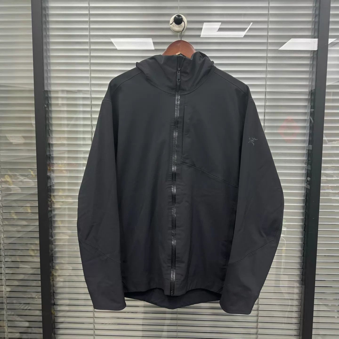 Arc'teryx Black Hooded Zip-Up Jacket XL Size US XL / EU 56 / 4 - 1 Thumbnail