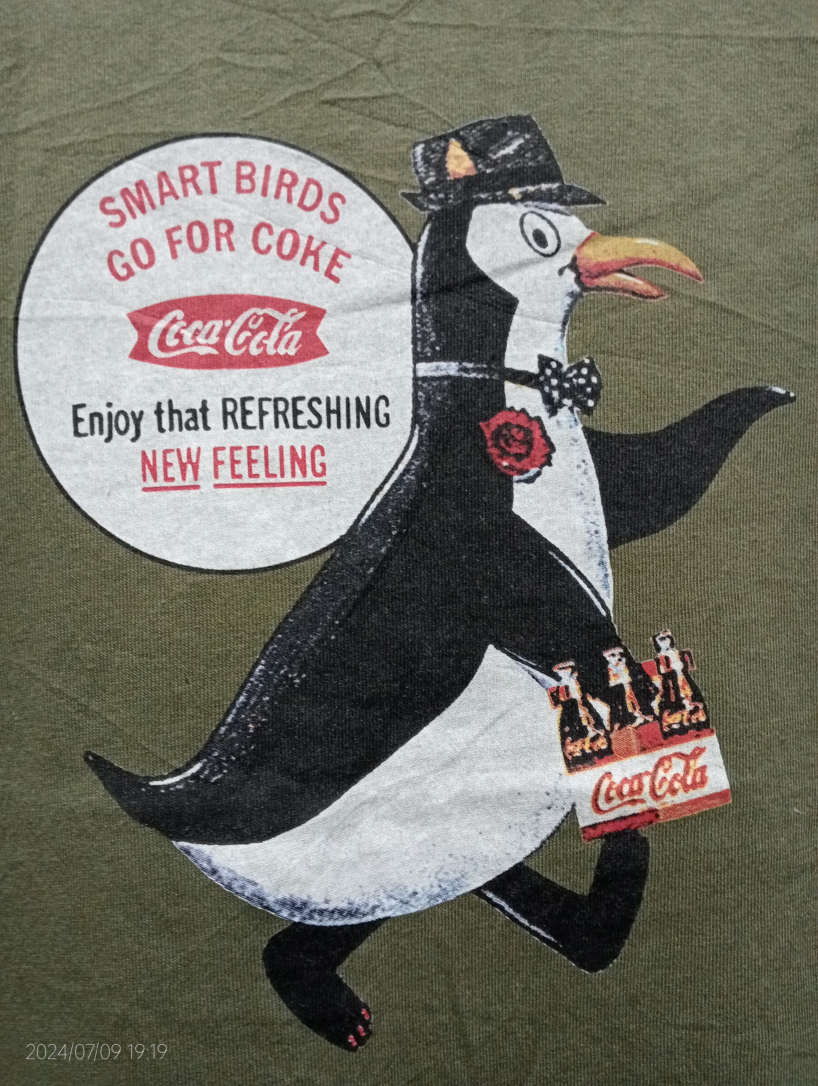 Coca Cola Vintage Coca-Cola Penguin Single Stitch Tee Very Rare Size US L / EU 52-54 / 3 - 10 Thumbnail