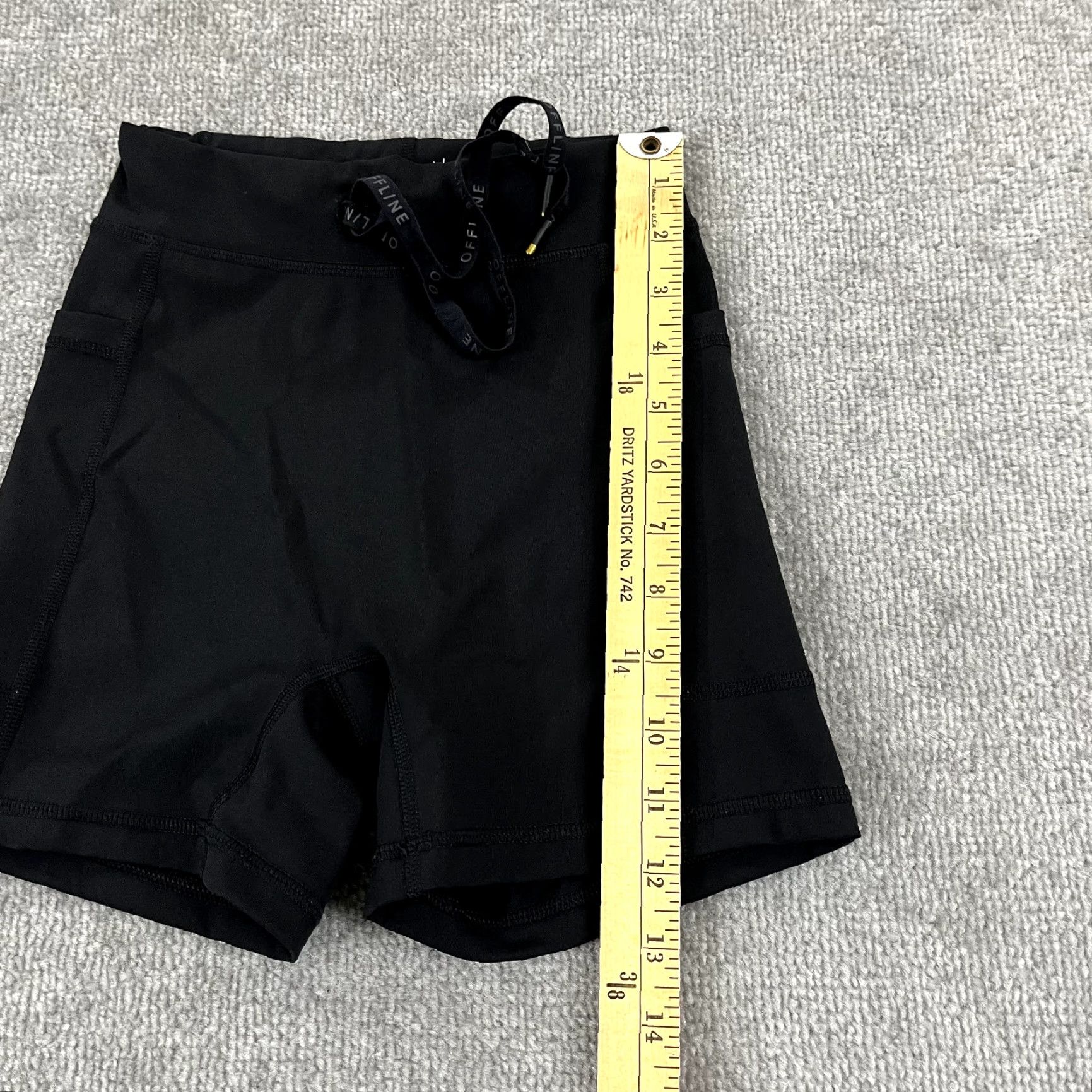 Vintage OFFLINE by Aerie Shorts Womens XS Black Hi Rise Shortie 4" Bike Stretch Pocket Athletic Size 26" / US 2 / IT 38 - 3 Thumbnail