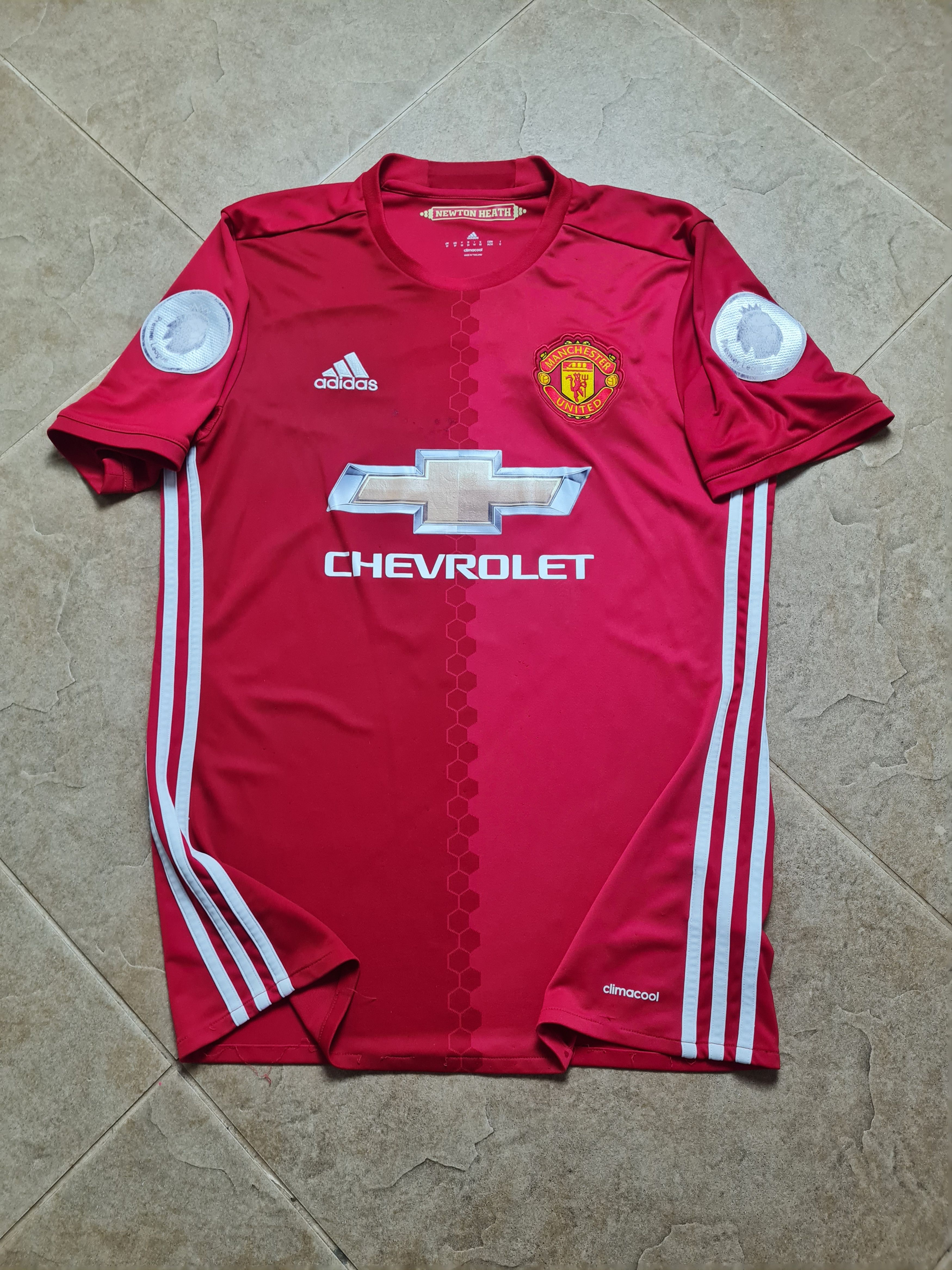 Adidas Manchester United Soccer Shirt 2016/17Adidas #9 Ibrahimovic Size US M / EU 48-50 / 2 - 14 Thumbnail
