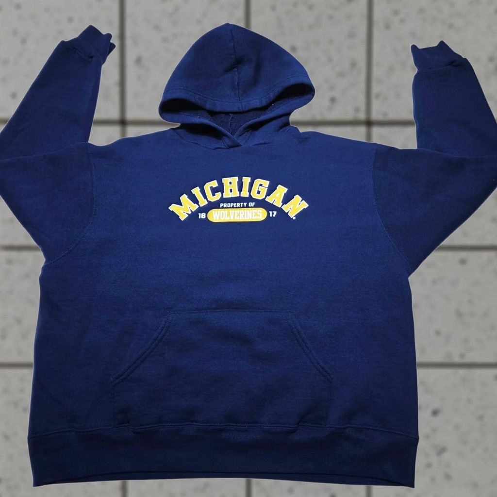 Russell Athletic Michigan Wolverines Hoodie Women Russell Athletic Blue XL Kangaroo Pocket Fleece Pullover Graphic Print Hooded Outdoor Sports User: All Seasons Size XL / US 12-14 / IT 48-50 - 1 Thumbnail