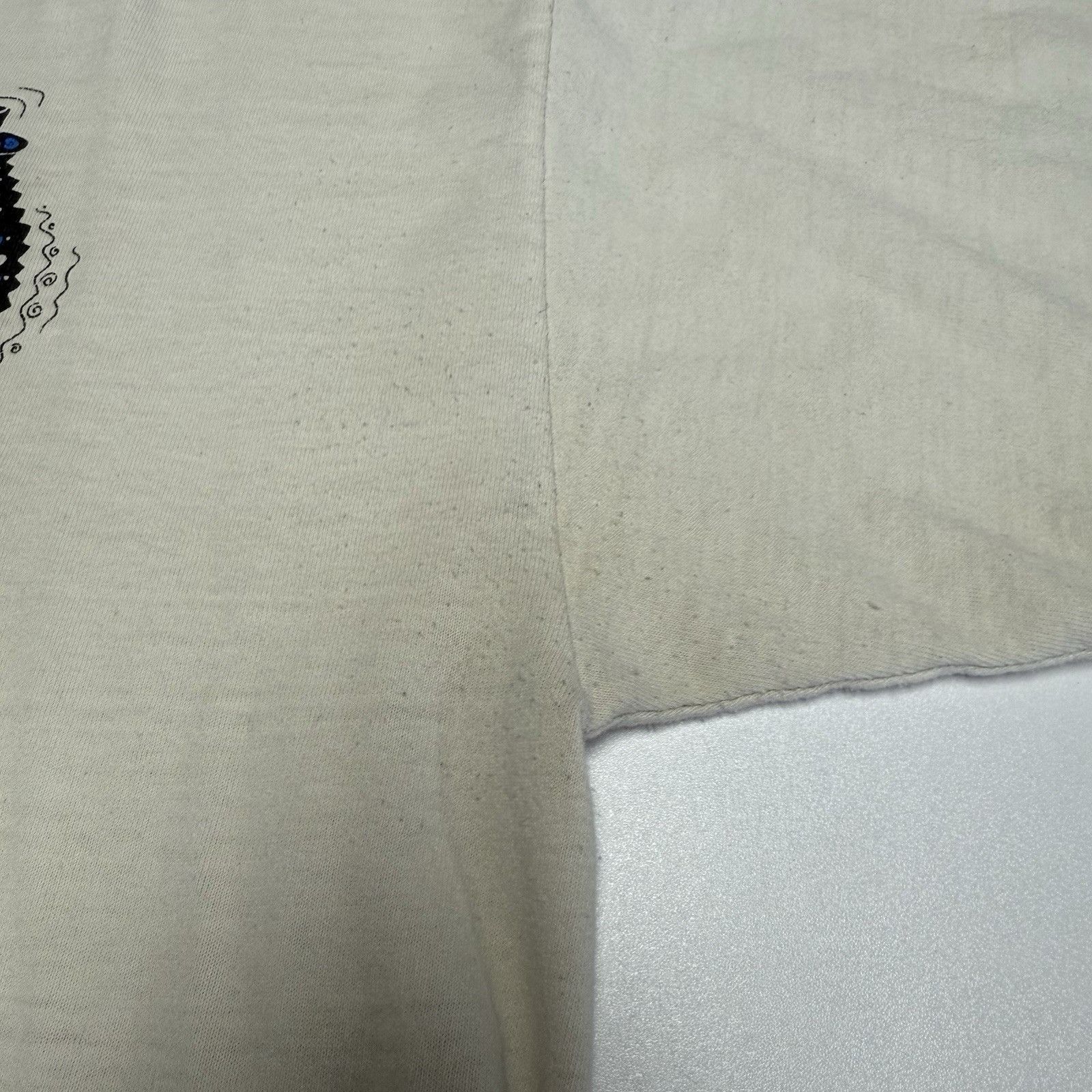 Vintage Vintage Y2K Alligator Art T Shirt Mens XL White Short Sleeve Size US XL / EU 56 / 4 - 8 Thumbnail