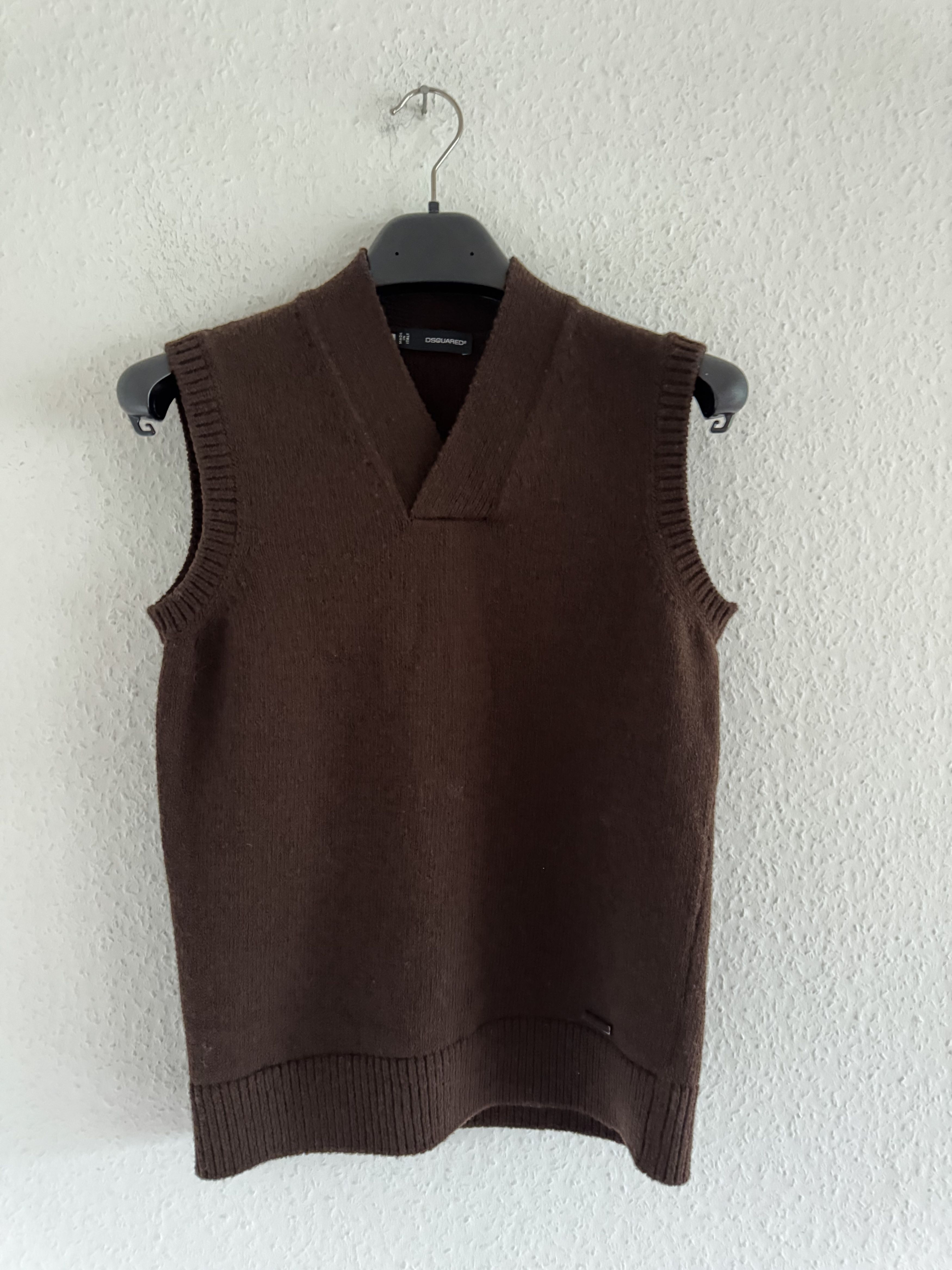 Dsquared2 FW13 V-Neck Wool Knit Vest Size US M / EU 48-50 / 2 - 1 Thumbnail
