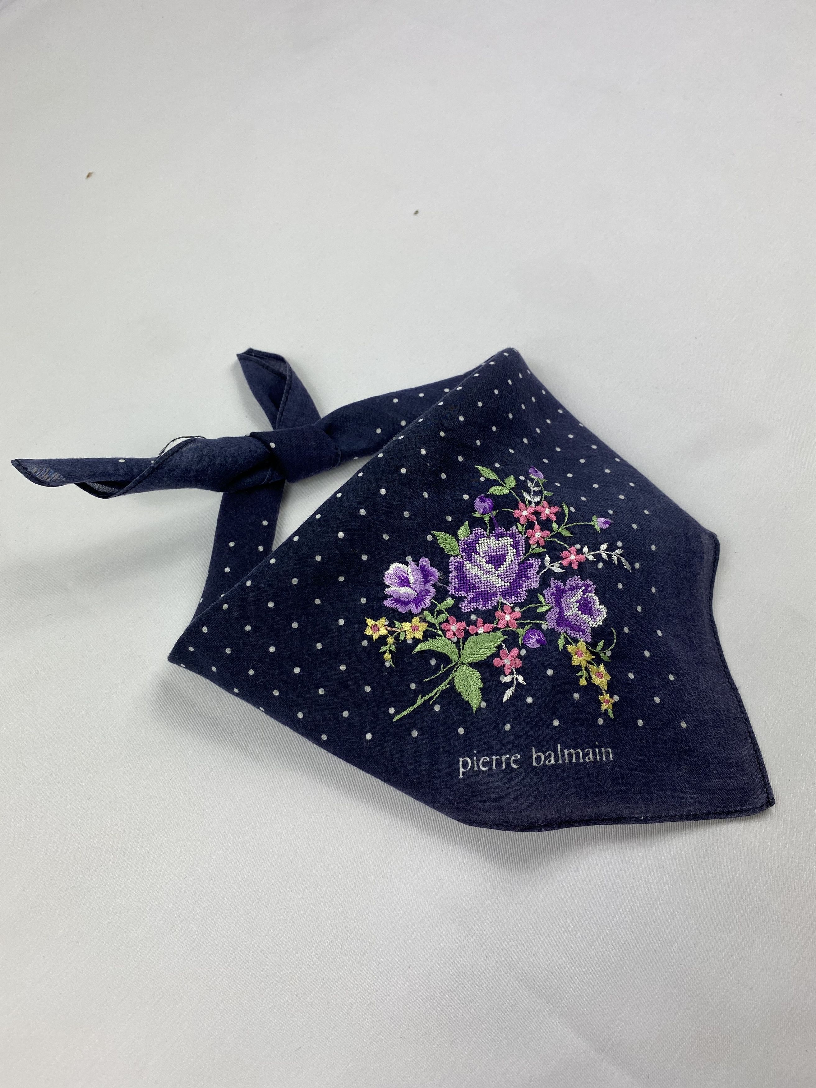 Pierre Balmain × Vintage Vintage Pierre Balmain Handkerchief / Bandana / Neckerchief Size ONE SIZE - 2 Thumbnail