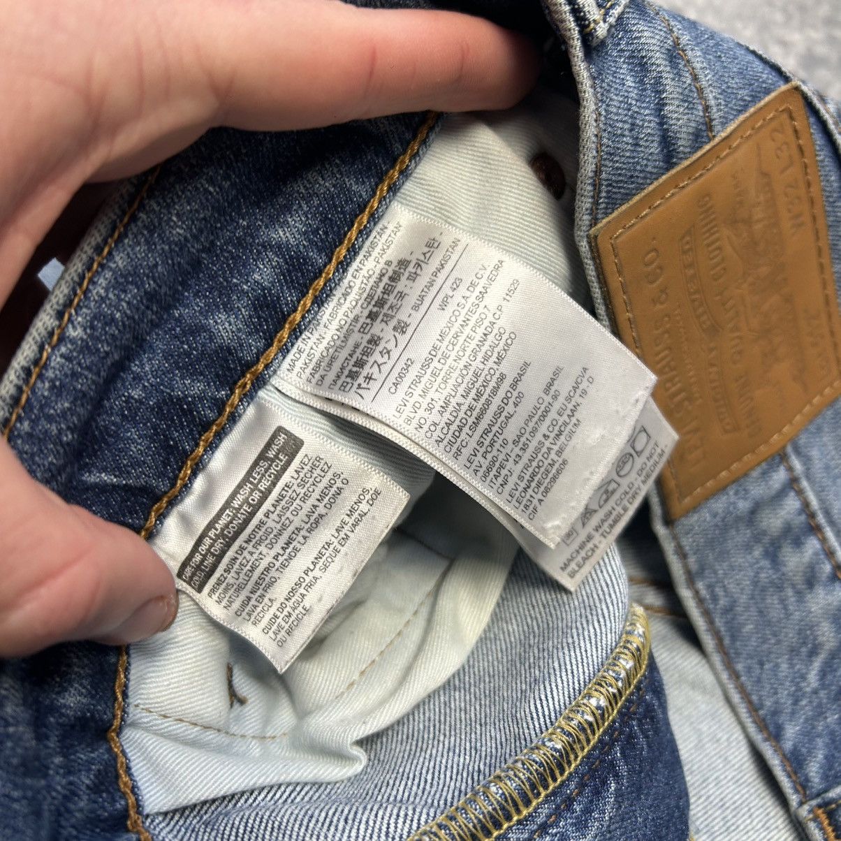 Levi's Vintage Levis 512 Blue denim Streetwear Jeans Size US 32 / EU 48 - 14 Thumbnail