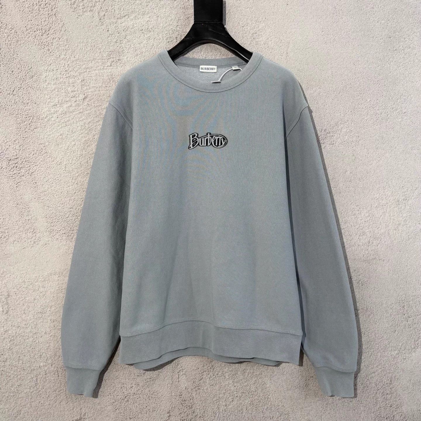 Burberry Burberry Blue Label script flocked Mist crewneck Size XL / US 12-14 / IT 48-50 - 1 Thumbnail