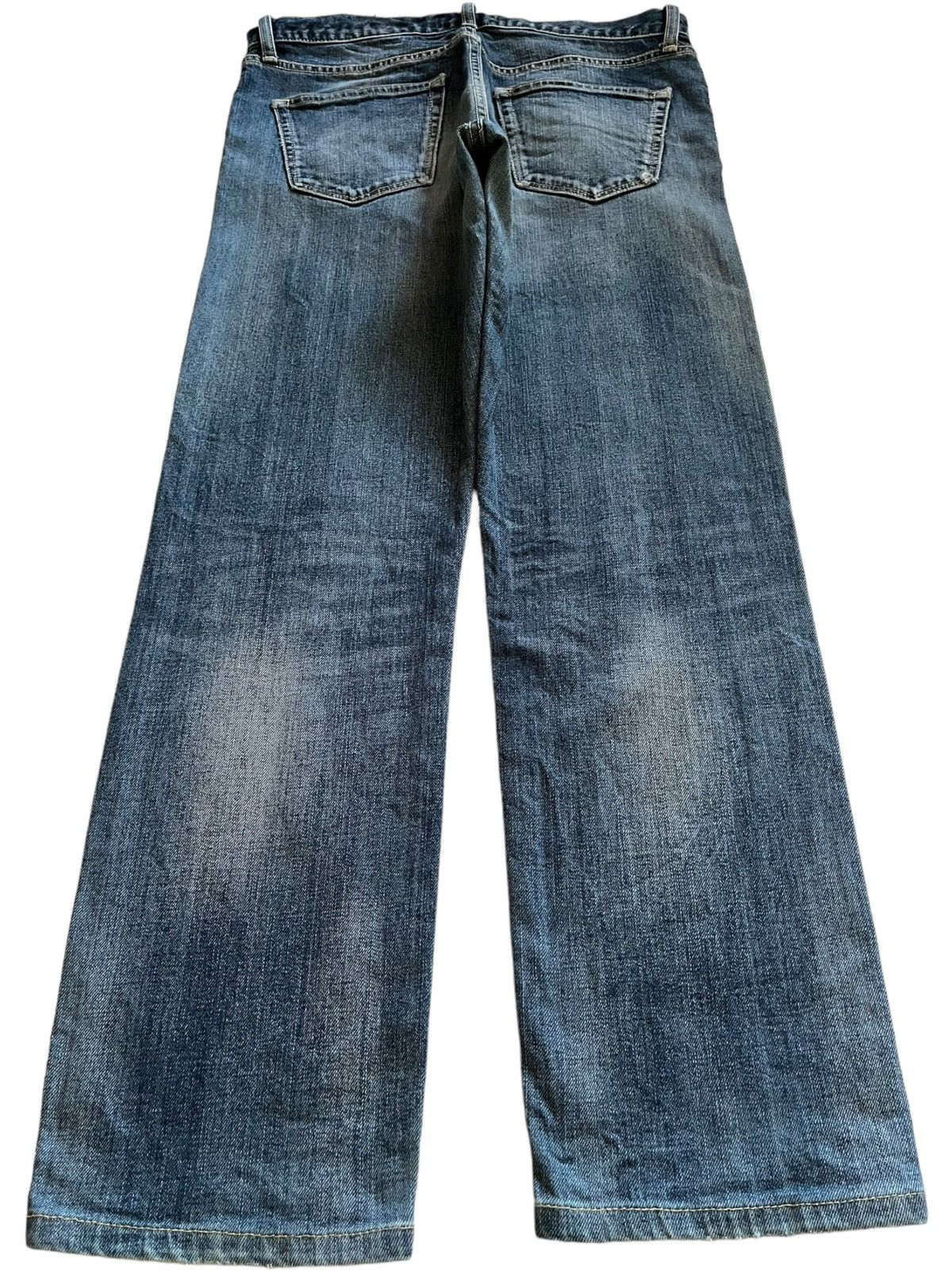 Uniqlo SALES🔥Vintage Japanese Uniqlo Selvedge Faded Wash Jeans Size US 31 - 3 Thumbnail