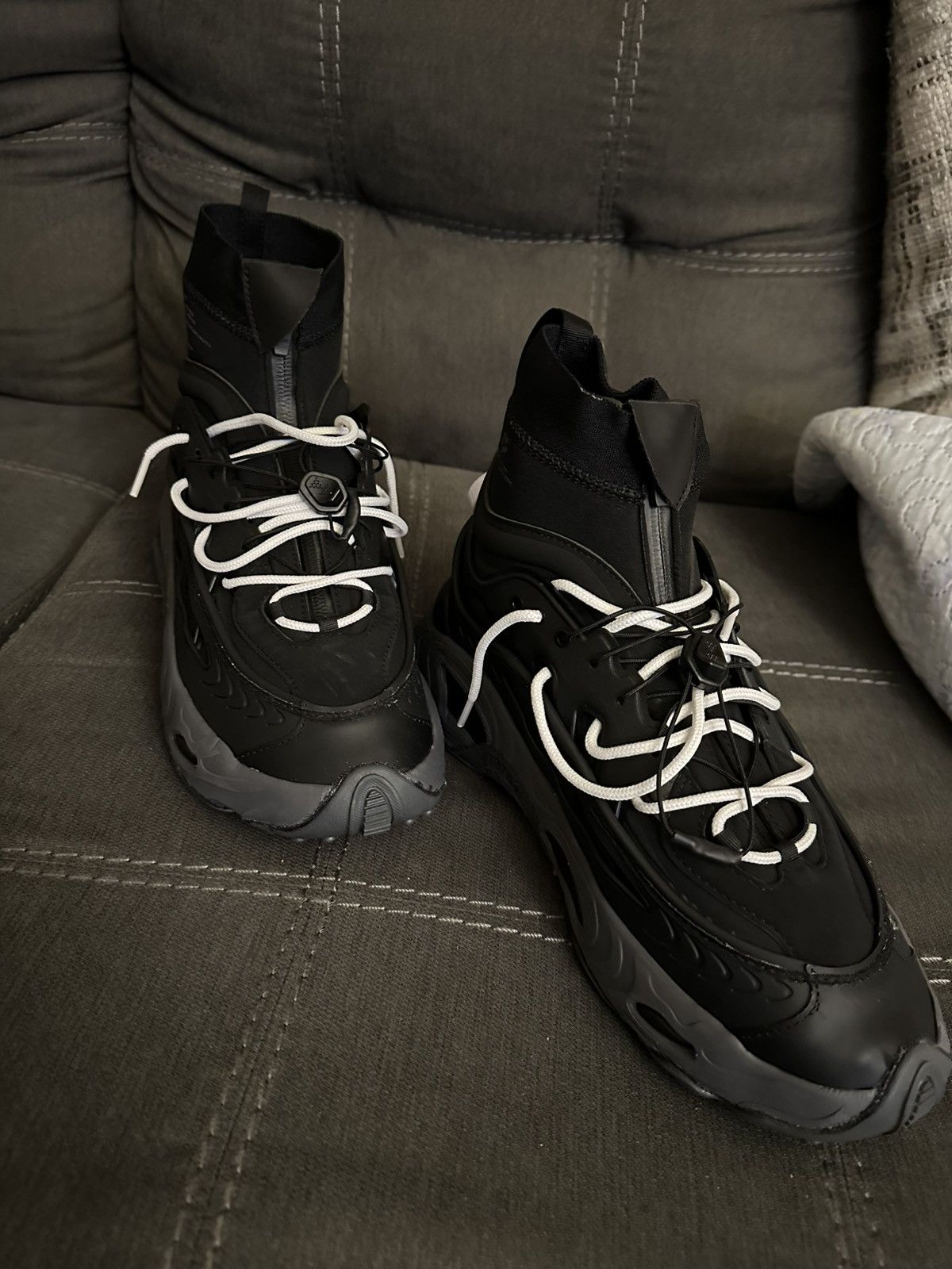 Adidas Adidas Ozmorphis MrBailey Size US 9.5 / EU 42-43 - 4 Thumbnail