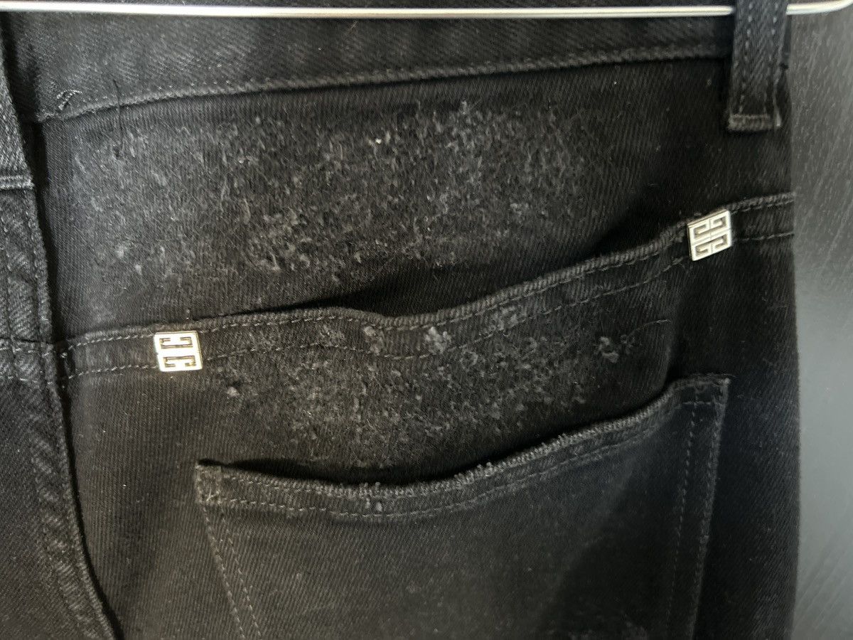Givenchy Givenchy distressed black jeans Size US 31 - 5 Thumbnail