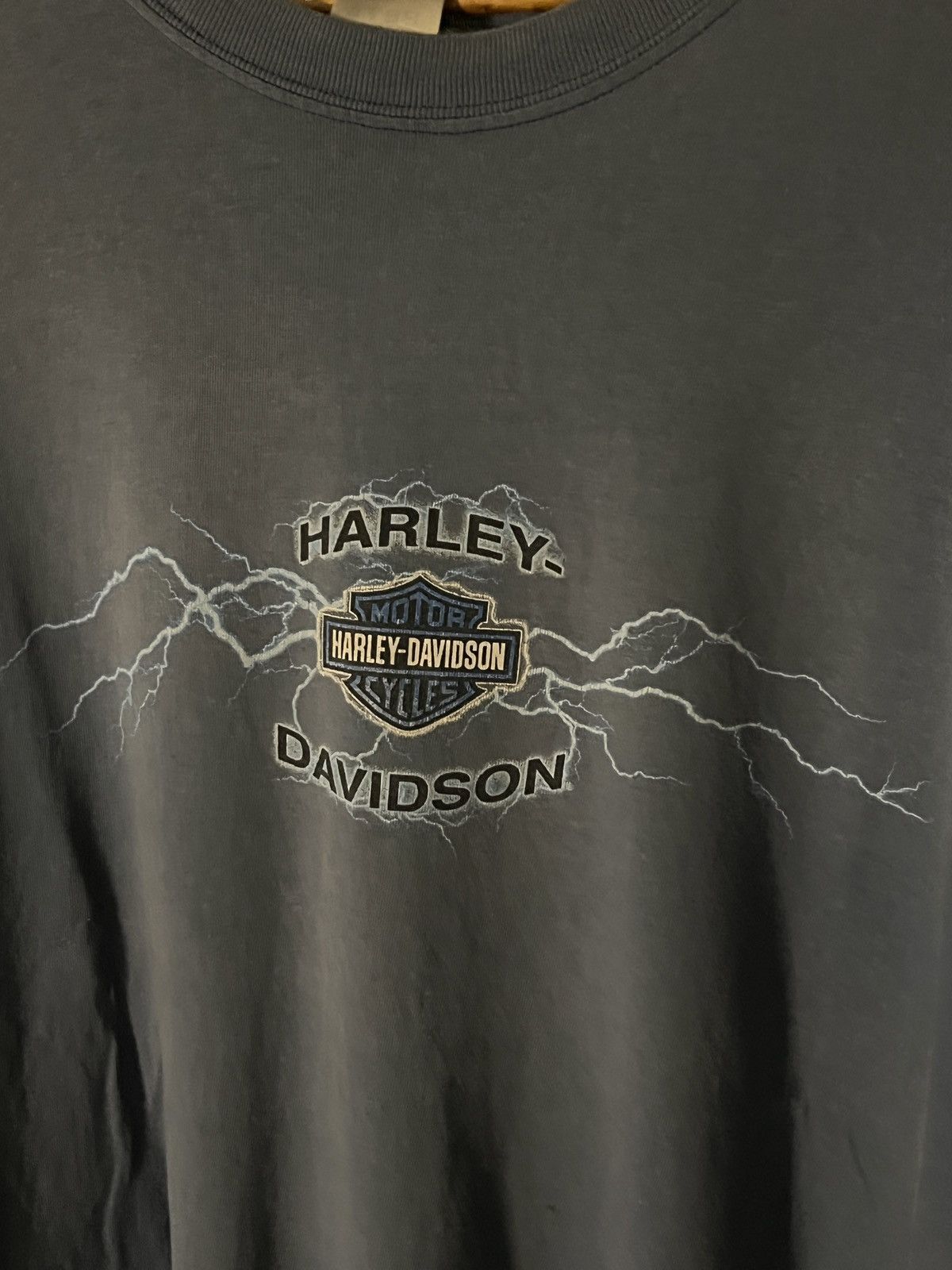 RARE ! VINTAGE Y2K HARLEY DAVIDSON BLUE LIGHTNING TSHIRT