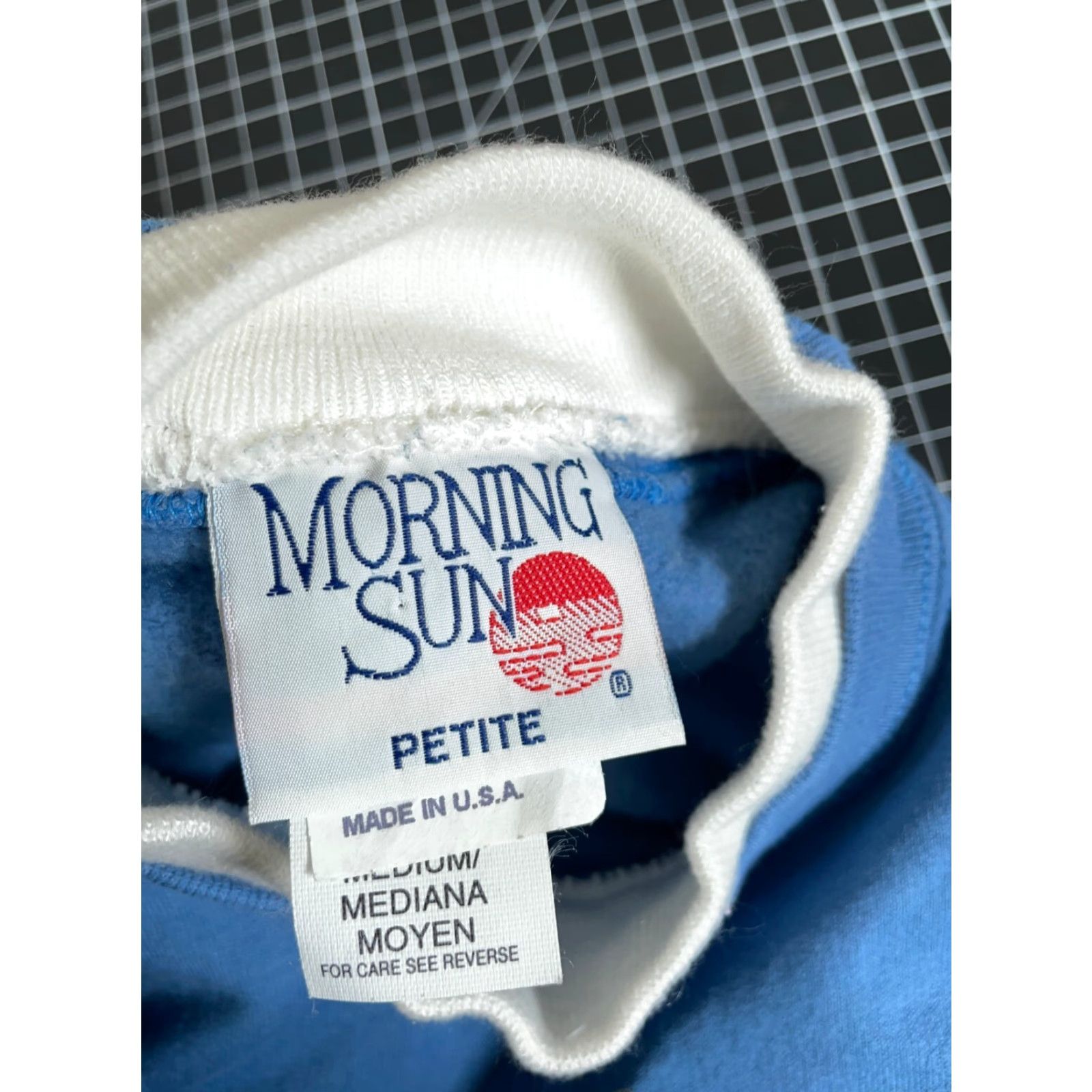 Vintage VINTAGE Morning Sun Sweatshirt Cat Dog Graphic Got Kibbles? Blue Light Mock Neck Pullover Raglan Sleeve Petite Medium Women's Size M / US 6-8 / IT 42-44 - 4 Thumbnail