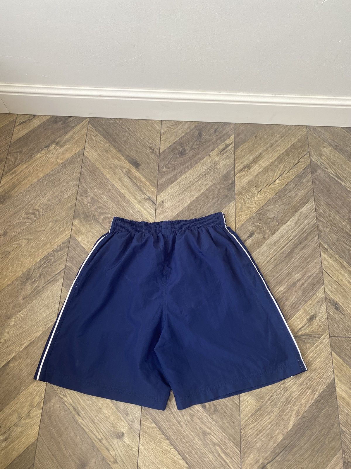 Nike × Vintage Vintage Nike 90s nylon shorts Size US 31 - 10 Thumbnail
