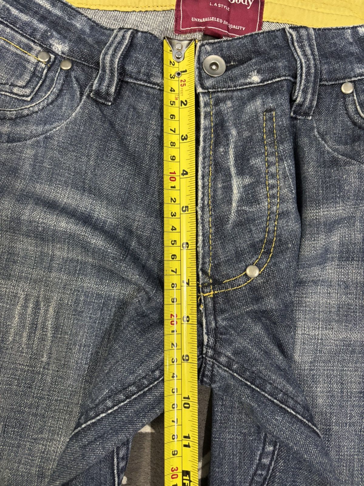 Beauty Beast Vintage Japanese Brand Clawmark Faded Loose Fit Ripped Jeans Size US 32 / EU 48 - 15 Thumbnail
