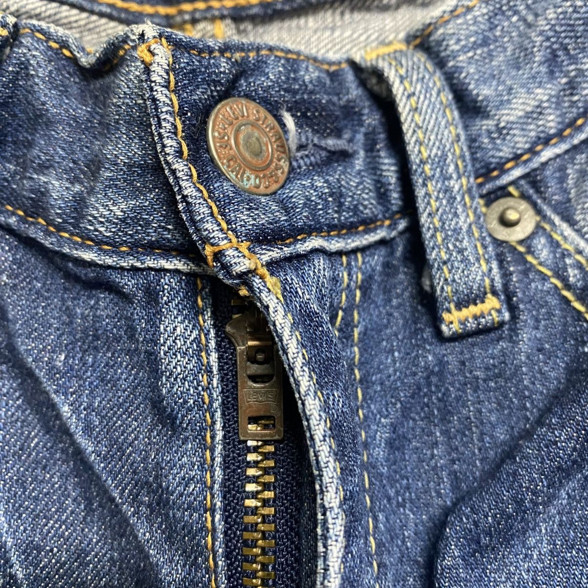 Levi's Vintage Levis 517 Flare Jeans Distressed Size US 30 / EU 46 - 20 Thumbnail