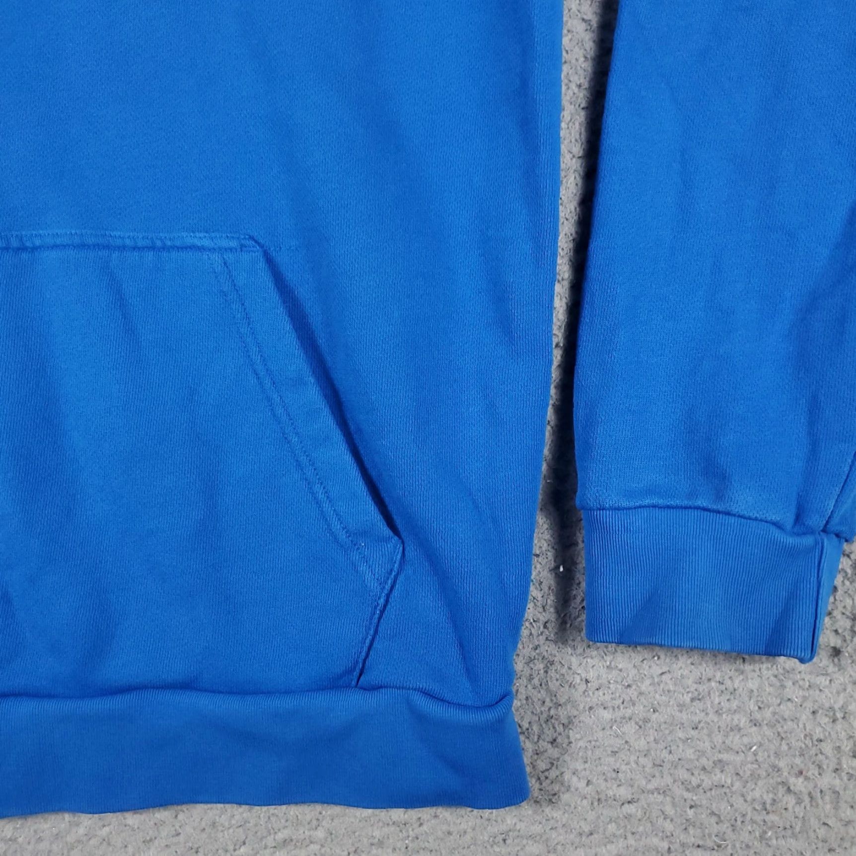 Adidas VINTAGE Adidas Hoodie Pullover Mens Small Blue Casual Sports Modern All Seasons Size US S / EU 44-46 / 1 - 5 Thumbnail