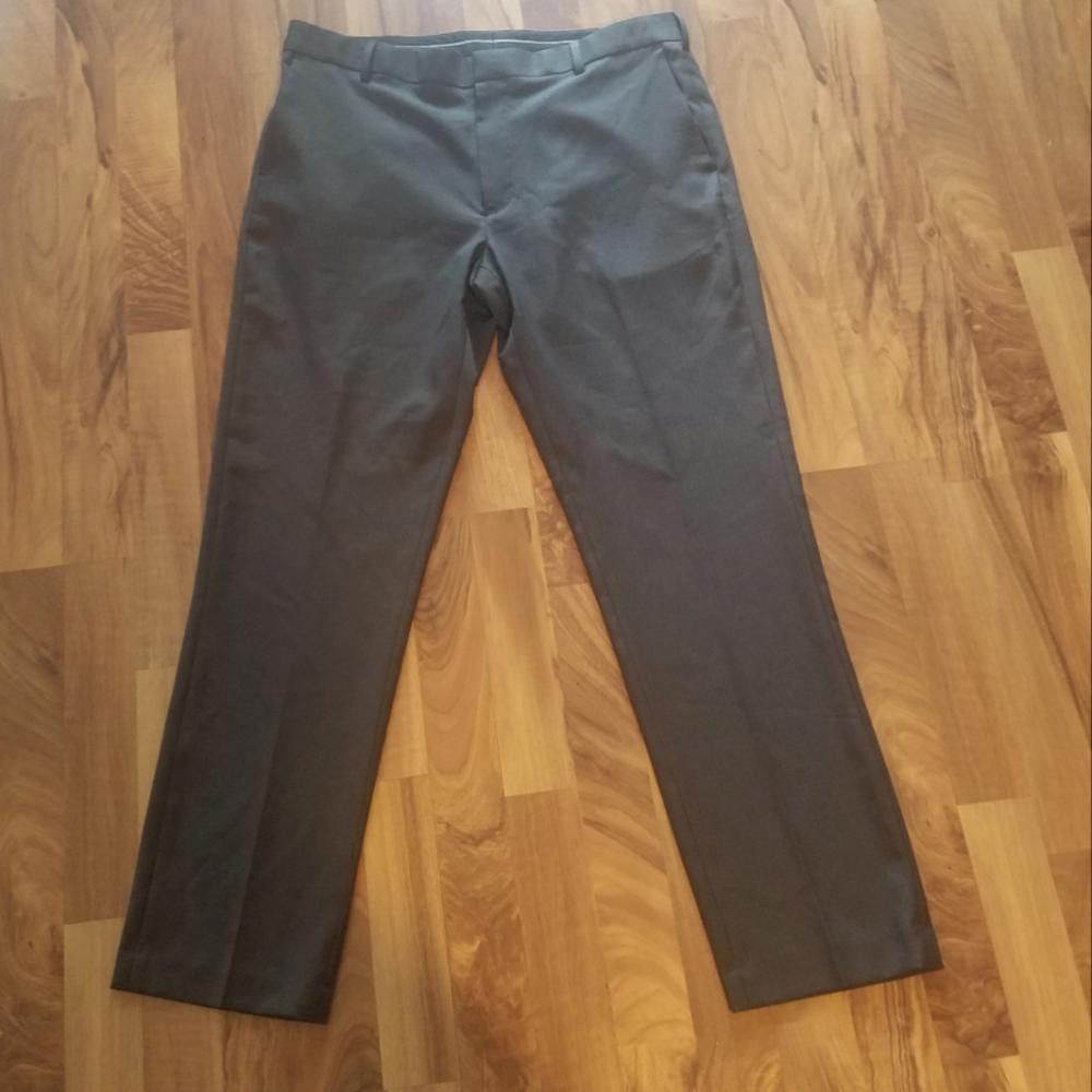 Van Heusen Van Heusen Traveler Trousers Size 36X32 Slim Size 44R - 1 Thumbnail