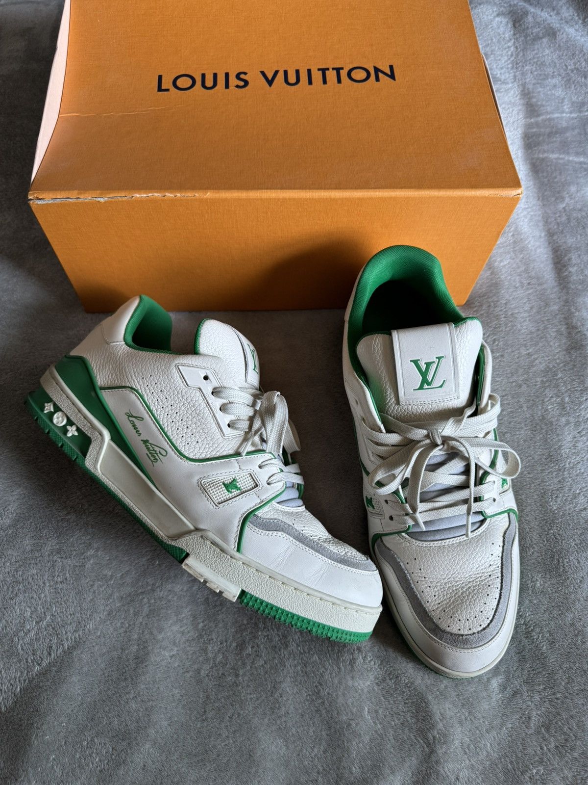 Louis Vuitton White/Green Signature Virgil Trainer Size US 11 / EU 44 - 1 Thumbnail