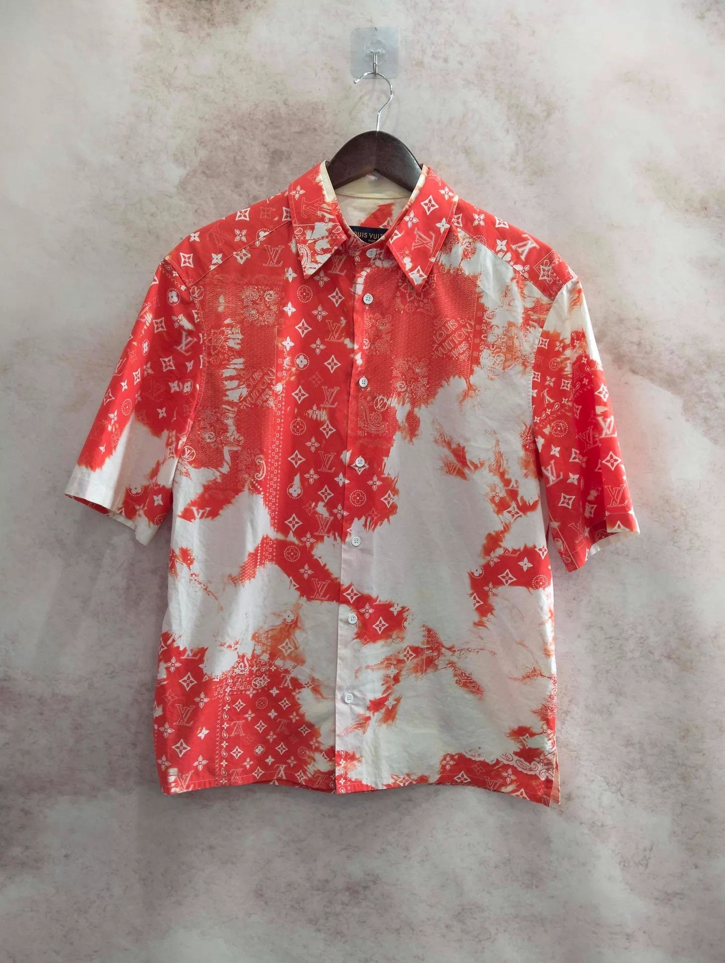 Louis Vuitton LV full logo print tie-dye short-sleeve shirt S Size US S / EU 44-46 / 1 - 1 Thumbnail