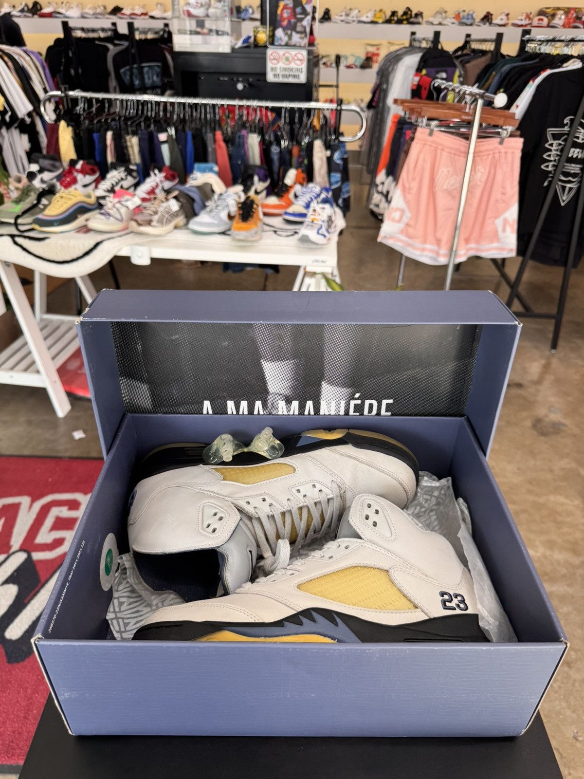 A Ma Maniere × Jordan Brand Air Jordan 5 Retro A Ma Maniére Dawn Size. 11.5W/10M (2023) Size US 10 / EU 43 - 10 Thumbnail