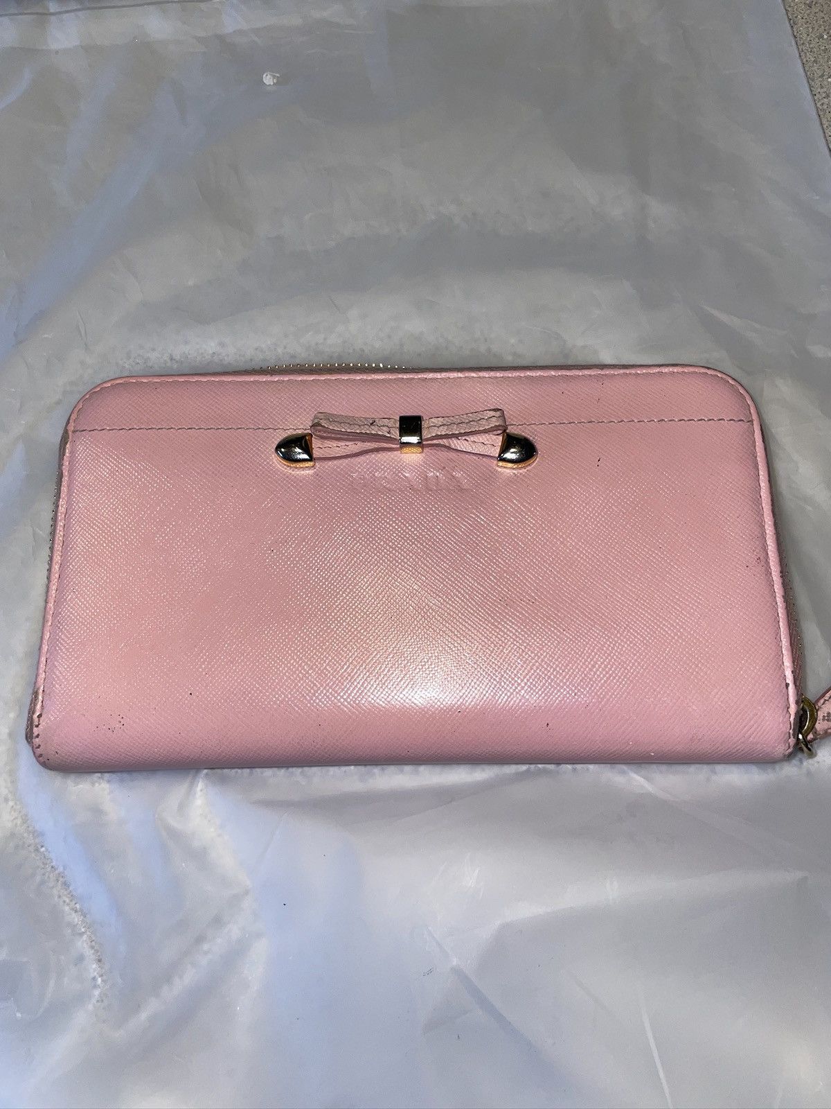 Prada Pretty Pink Prada Size ONE SIZE - 1 Thumbnail