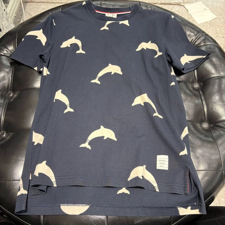 Thom Browne Thom Browne Dolphin print short sleeves Size US M / EU 48-50 / 2 - 1 Thumbnail