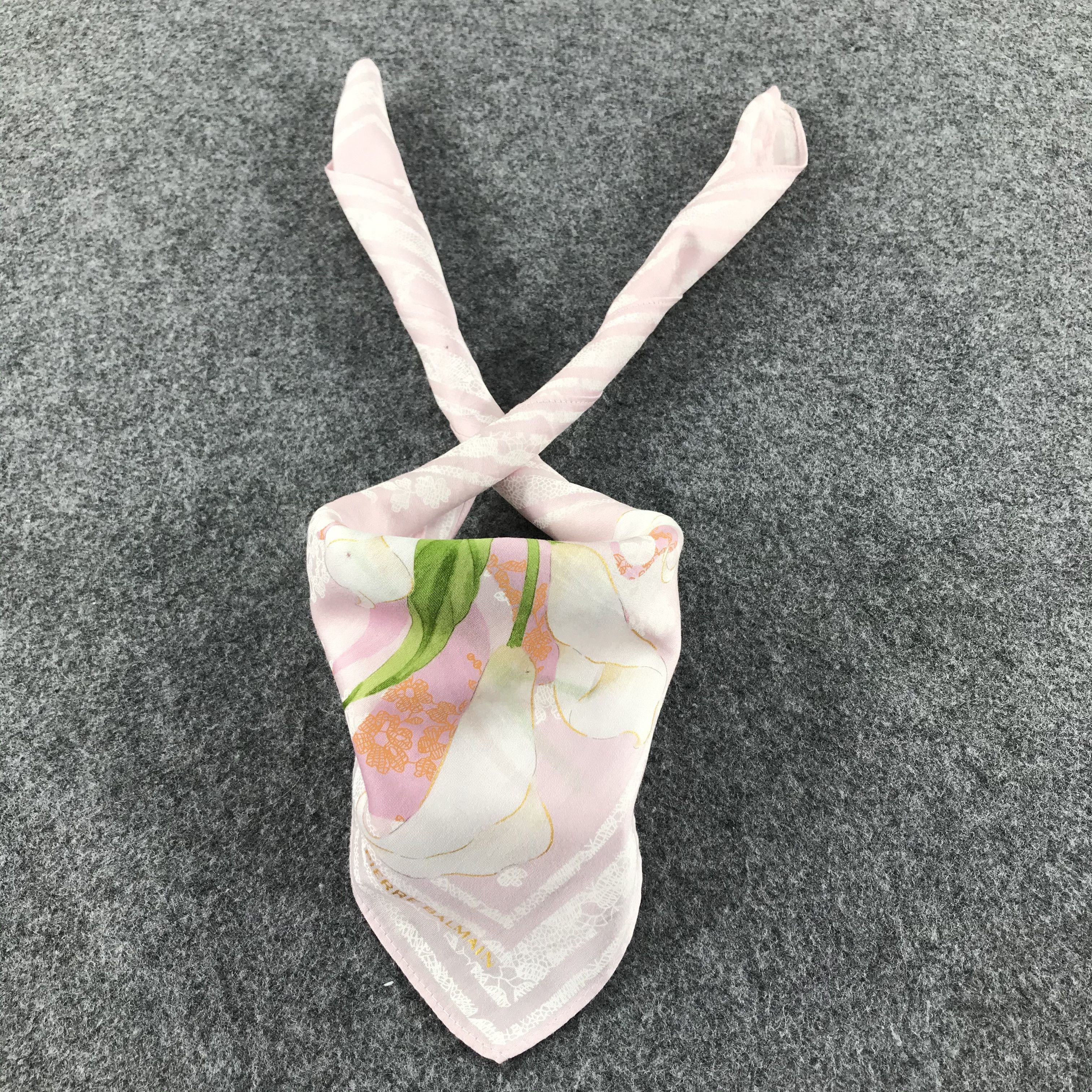 Pierre Balmain Pierre Balmain Handkerchief Neckerchief Bandana H425 Size ONE SIZE - 1 Thumbnail