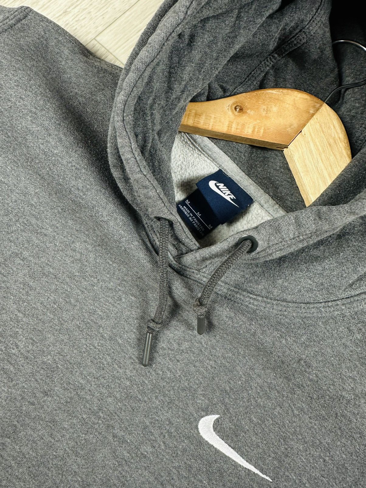 Nike Vintage Nike Hoodie Y2K Size M Small Logo Drill Size US M / EU 48-50 / 2 - 6 Thumbnail