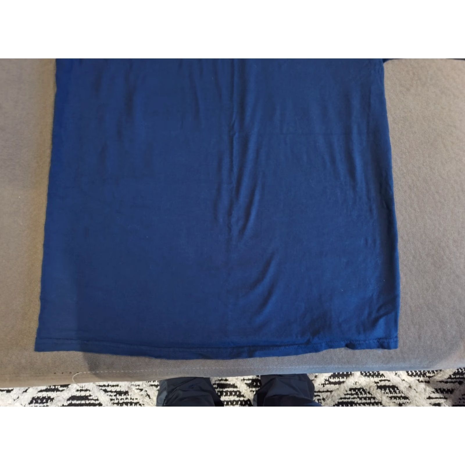 Gildan VINTAGE GILDAN HEAVY COTTON Embroidered Tee Shirt Men L Blue Wolverine 90s style Mens T-Shirt Size US L / EU 52-54 / 3 - 2 Thumbnail