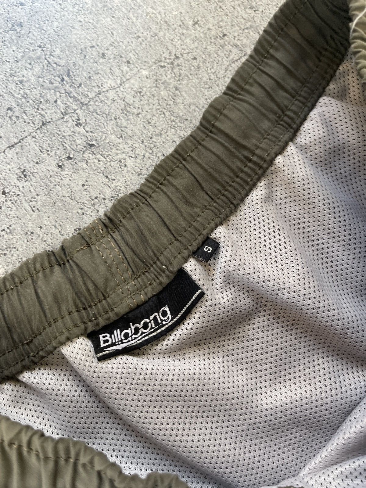 Billabong × Vintage Vintage 90s Billabong shorts art streetwear style size S Size US 32 / EU 48 - 6 Thumbnail