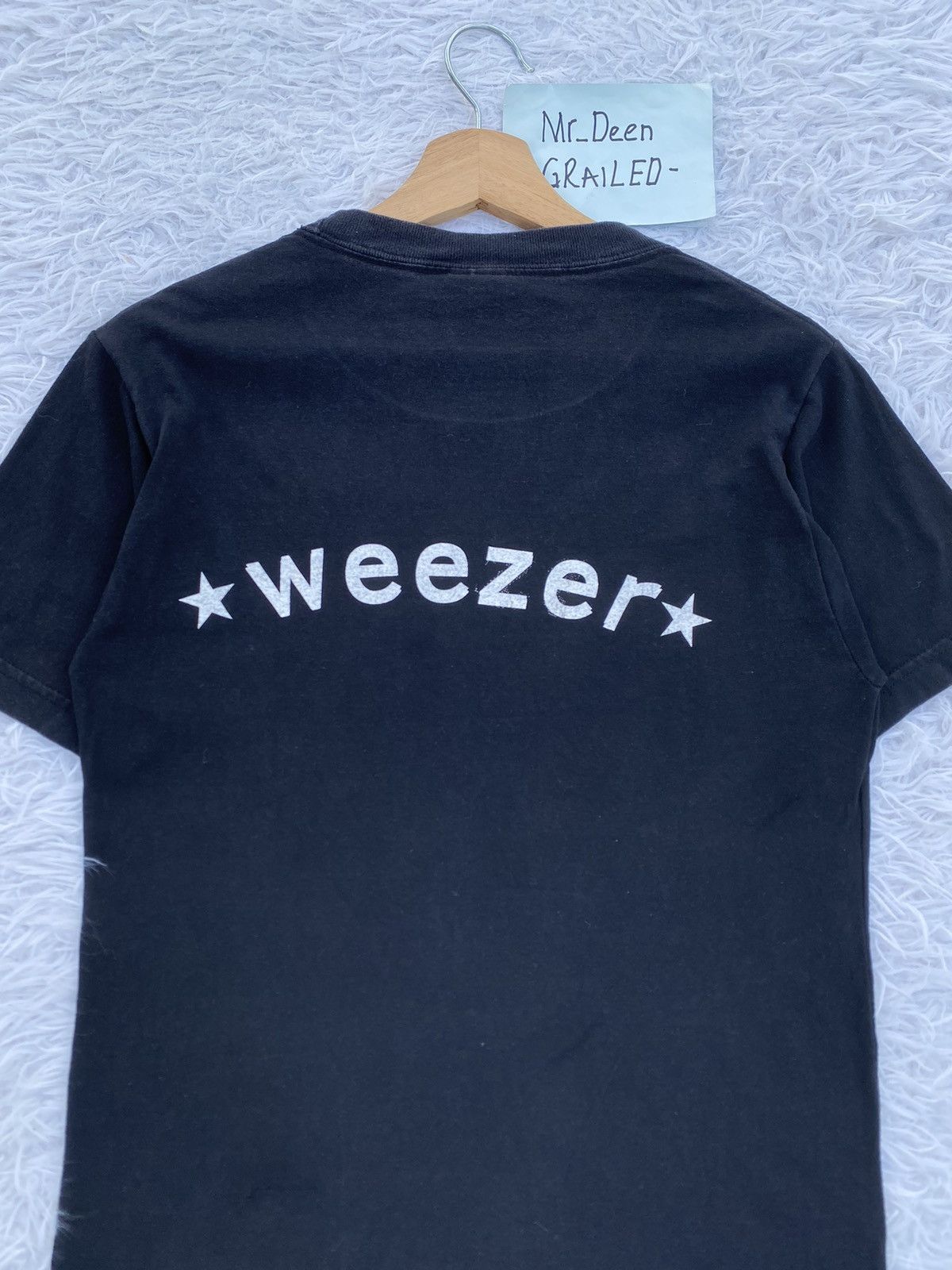 Band Tees Rare Vintage Weezer Band Tees Size US M / EU 48-50 / 2 - 17 Thumbnail
