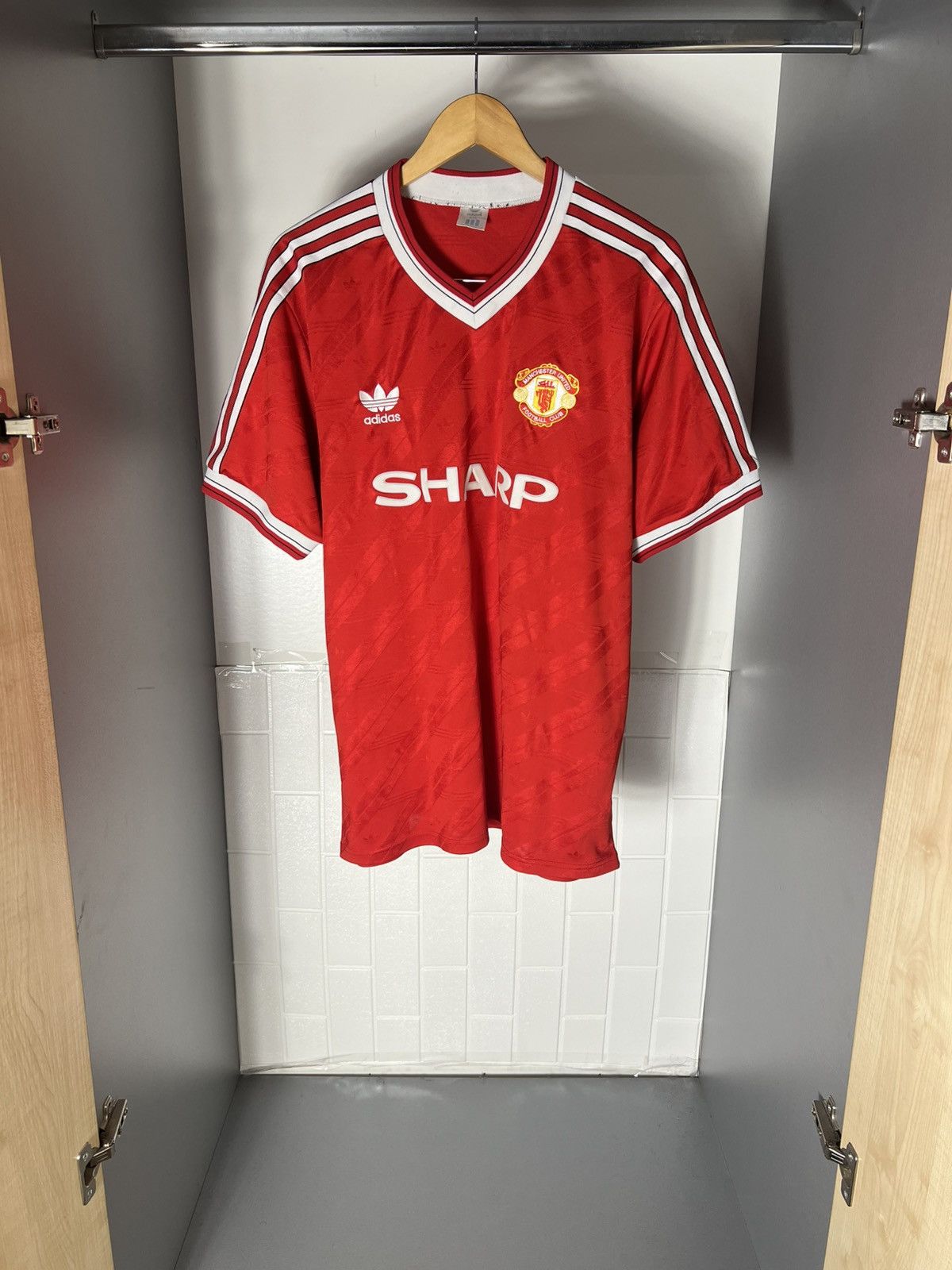 Vintage VERY RARE ADIDAS FC MANCHESTER UNITED ENGLAND SOCCER JERSEY Size US XXL / EU 58 / 5 - 1 Thumbnail