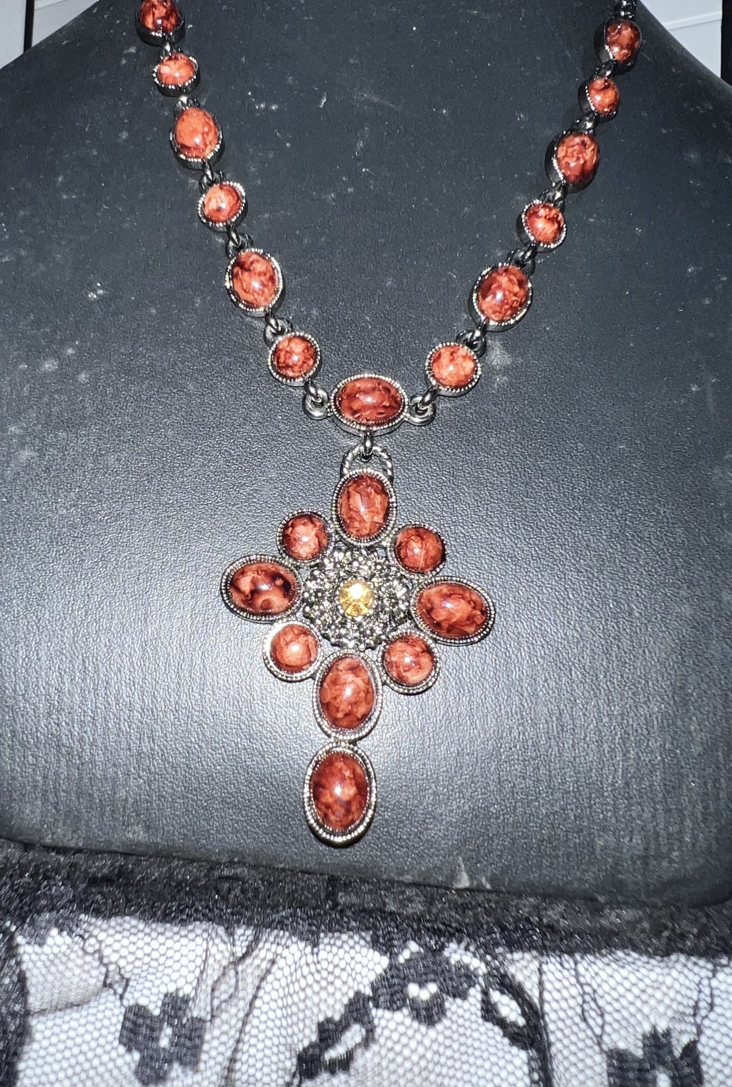 Other ➕Cross reddish spiny oyster stones necklace 🥀 Size ONE SIZE - 9 Thumbnail
