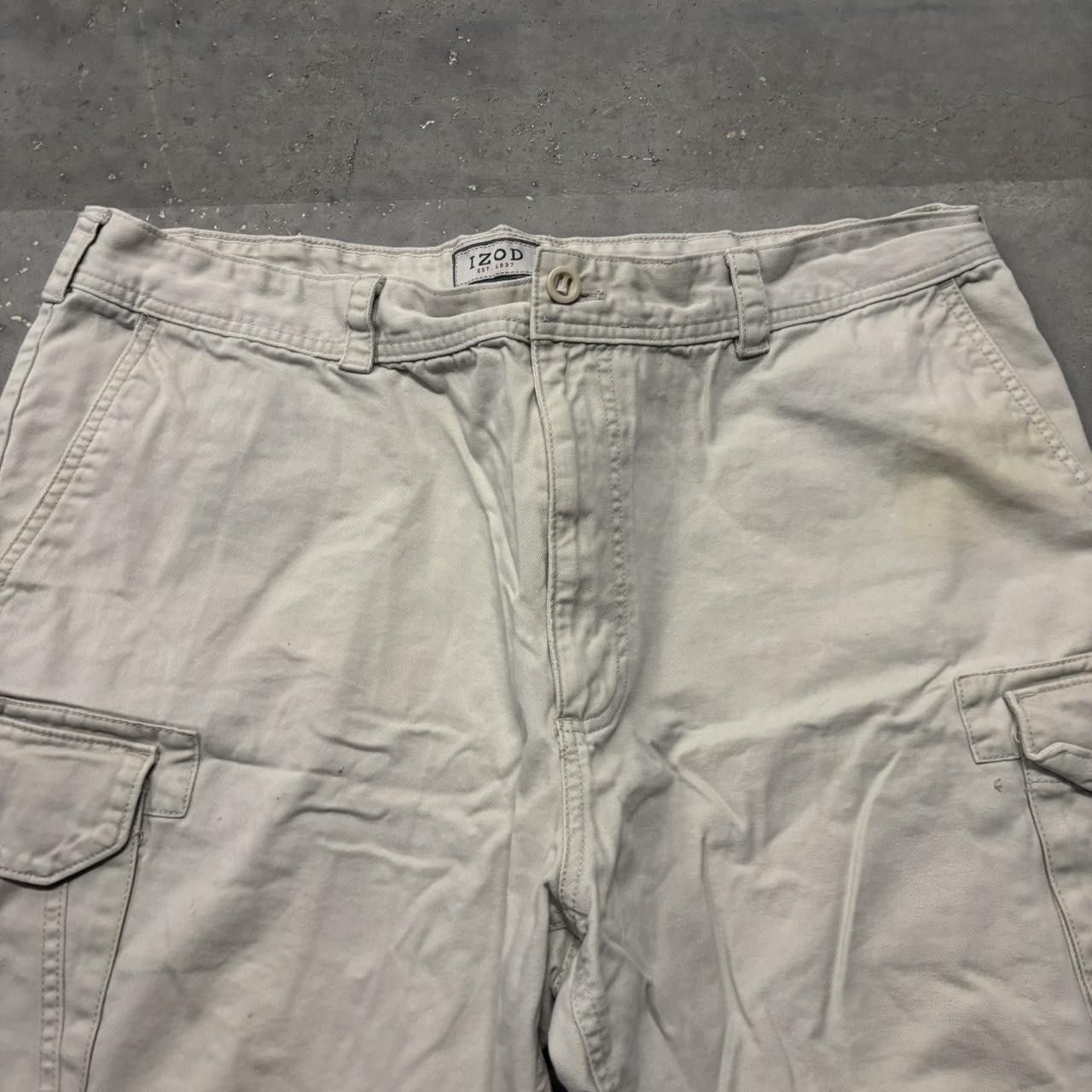 Japanese Brand × Vintage Crazy Vintage Y2K/2000s Baggy White Streetwear Skater Cargo Shorts! Size US 38 / EU 54 - 2 Thumbnail
