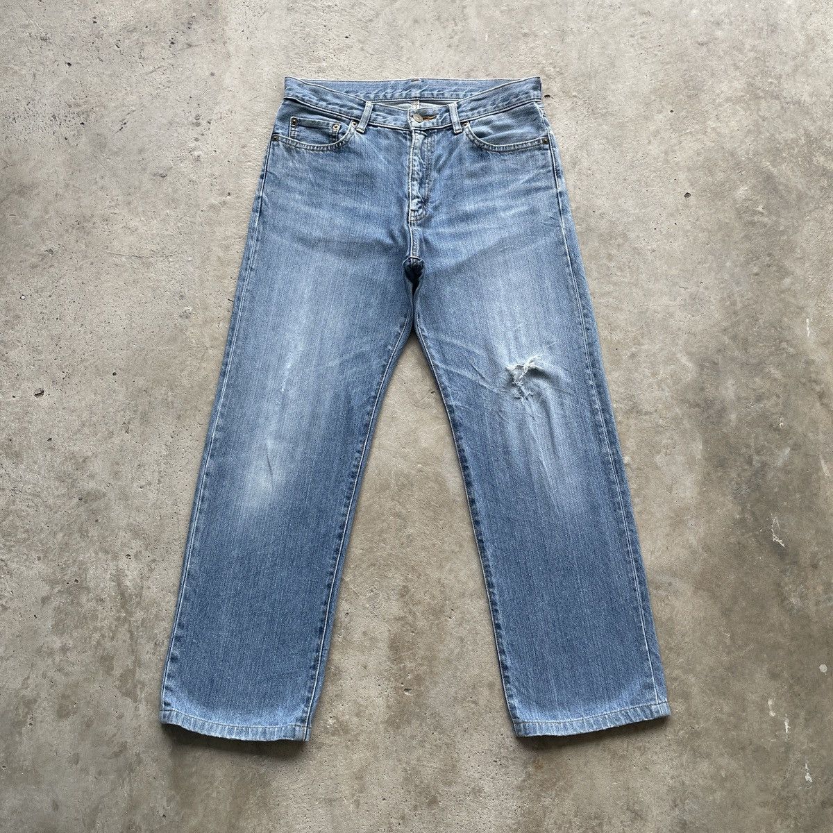 Japanese Brand × Jean × Vintage Vintage Japanese Faded Distressed Jeans Pants Denim W32 Size US 32 / EU 48 - 1 Thumbnail