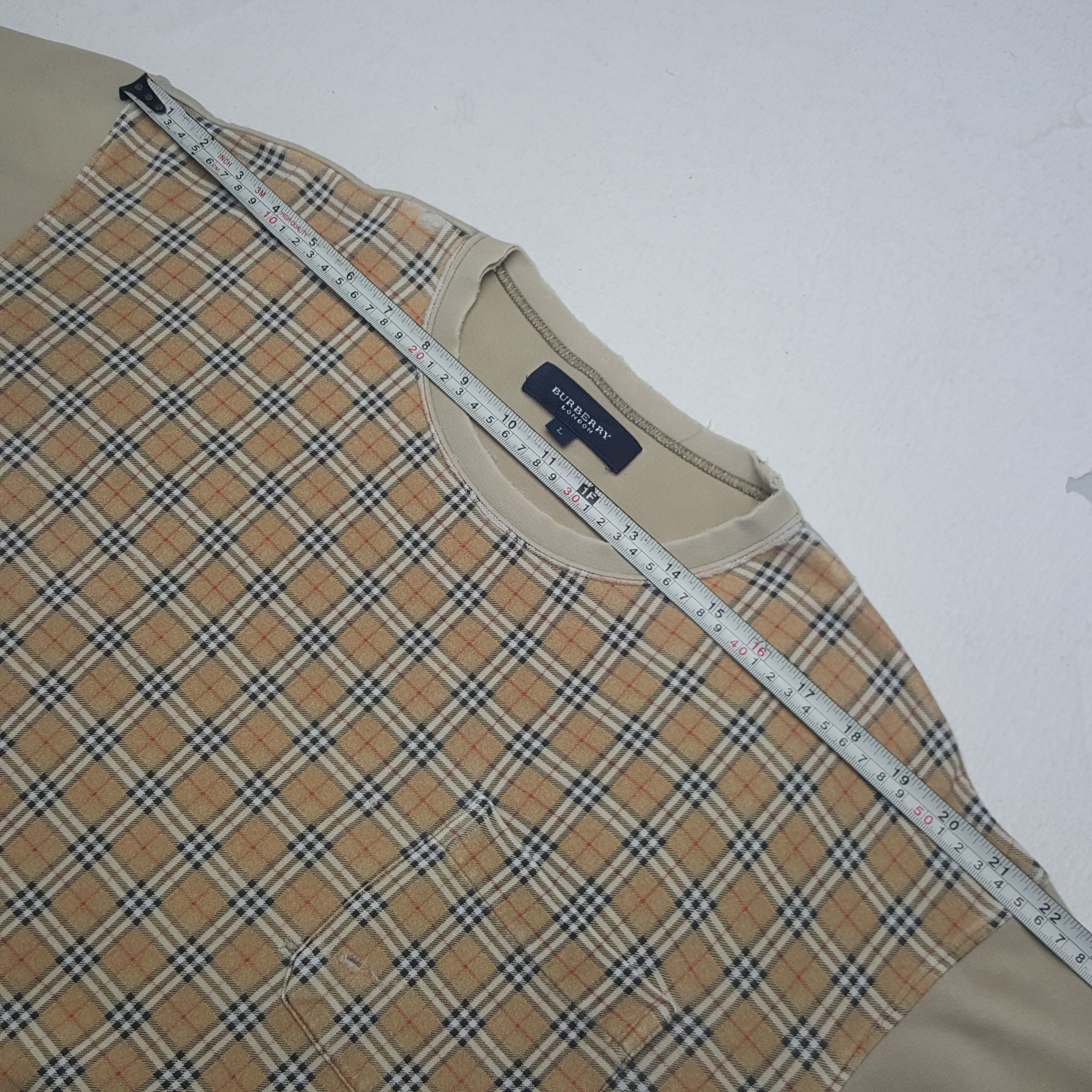 Burberry Burberry London Nova Check Custom SpellOut Sweatshirt Size US L / EU 52-54 / 3 - 6 Thumbnail