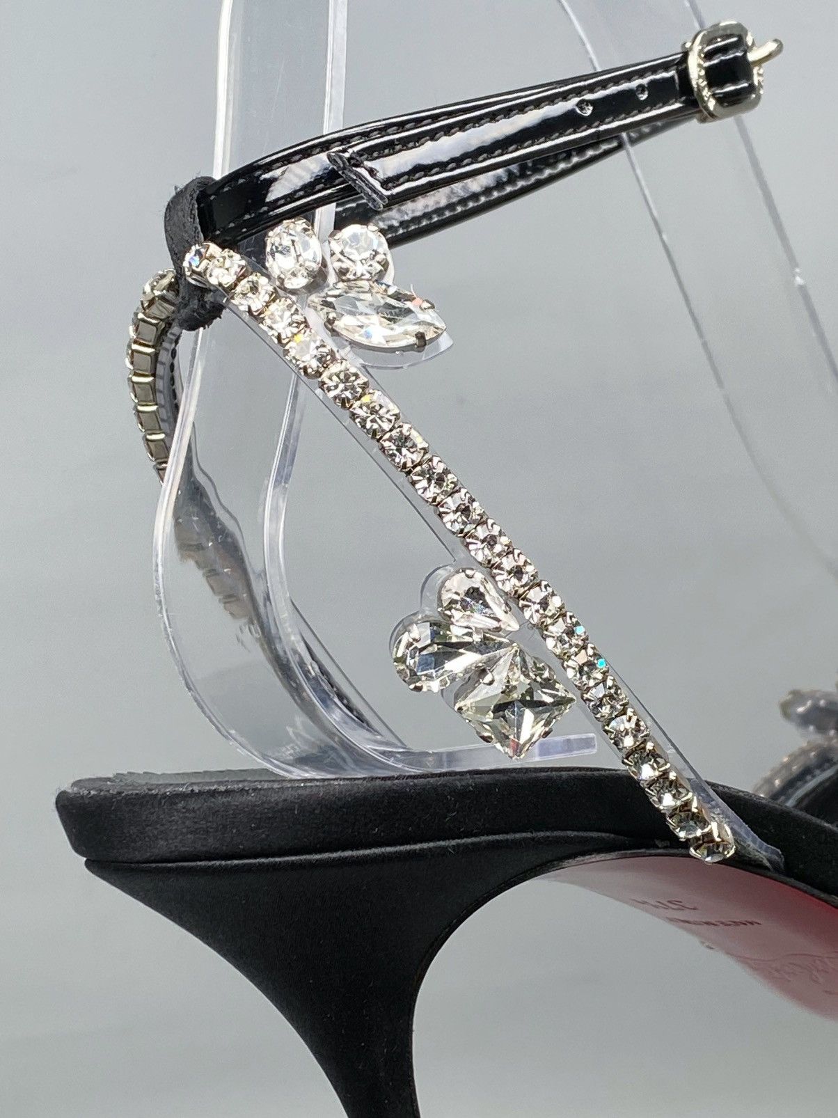 Christian Louboutin Christian Louboutin Crystal-Embellished Satin Pump size 37.5 Size US 7.5 / IT 37.5 - 8 Thumbnail