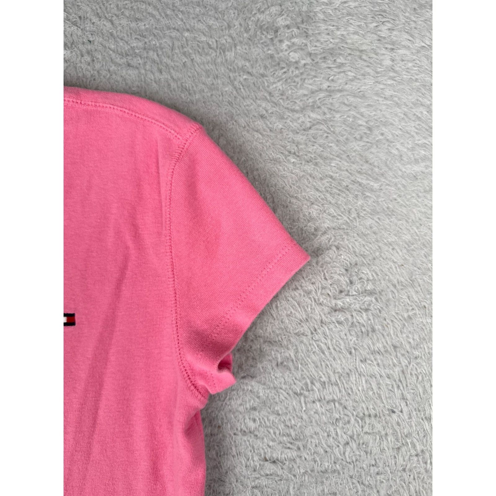 Tommy Hilfiger Tommy Hilfiger Shirt Teens M Pink Cotton Short Sleeve Crew Neck Logo Size M / US 6-8 / IT 42-44 - 2 Thumbnail