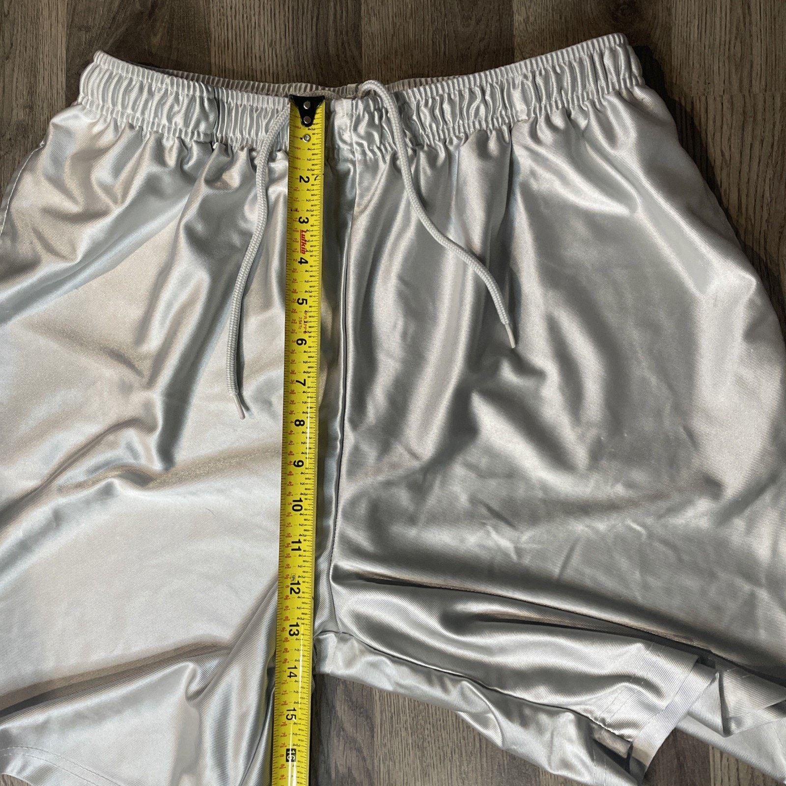 Athletic Works Silver Athletic Works Shiny Basketball Y2K Shorts Mens L Size US 36 / EU 52 - 8 Thumbnail