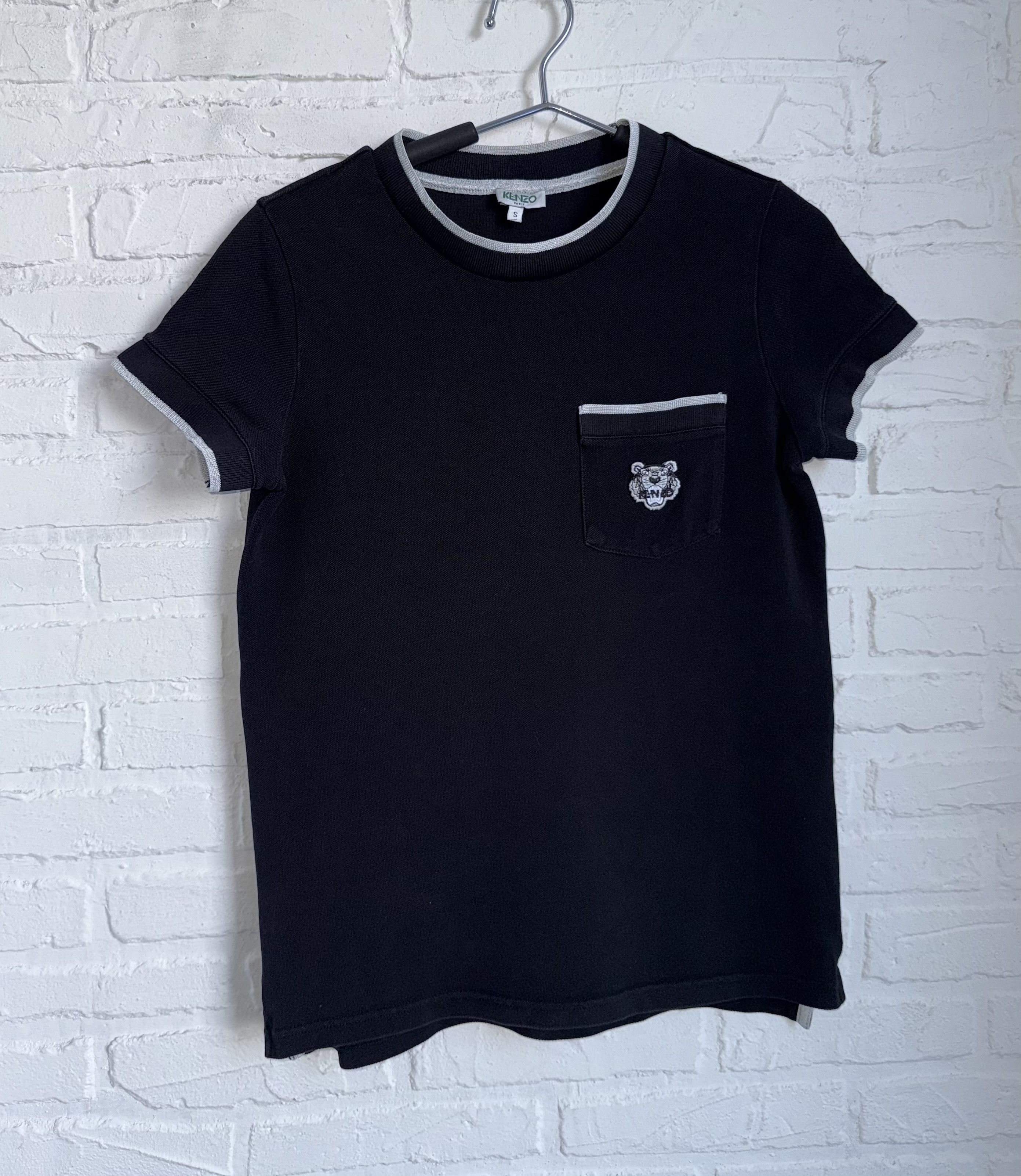 Kenzo Kenzo embroidered logo pocket t-shirt Size US S / EU 44-46 / 1 - 1 Thumbnail