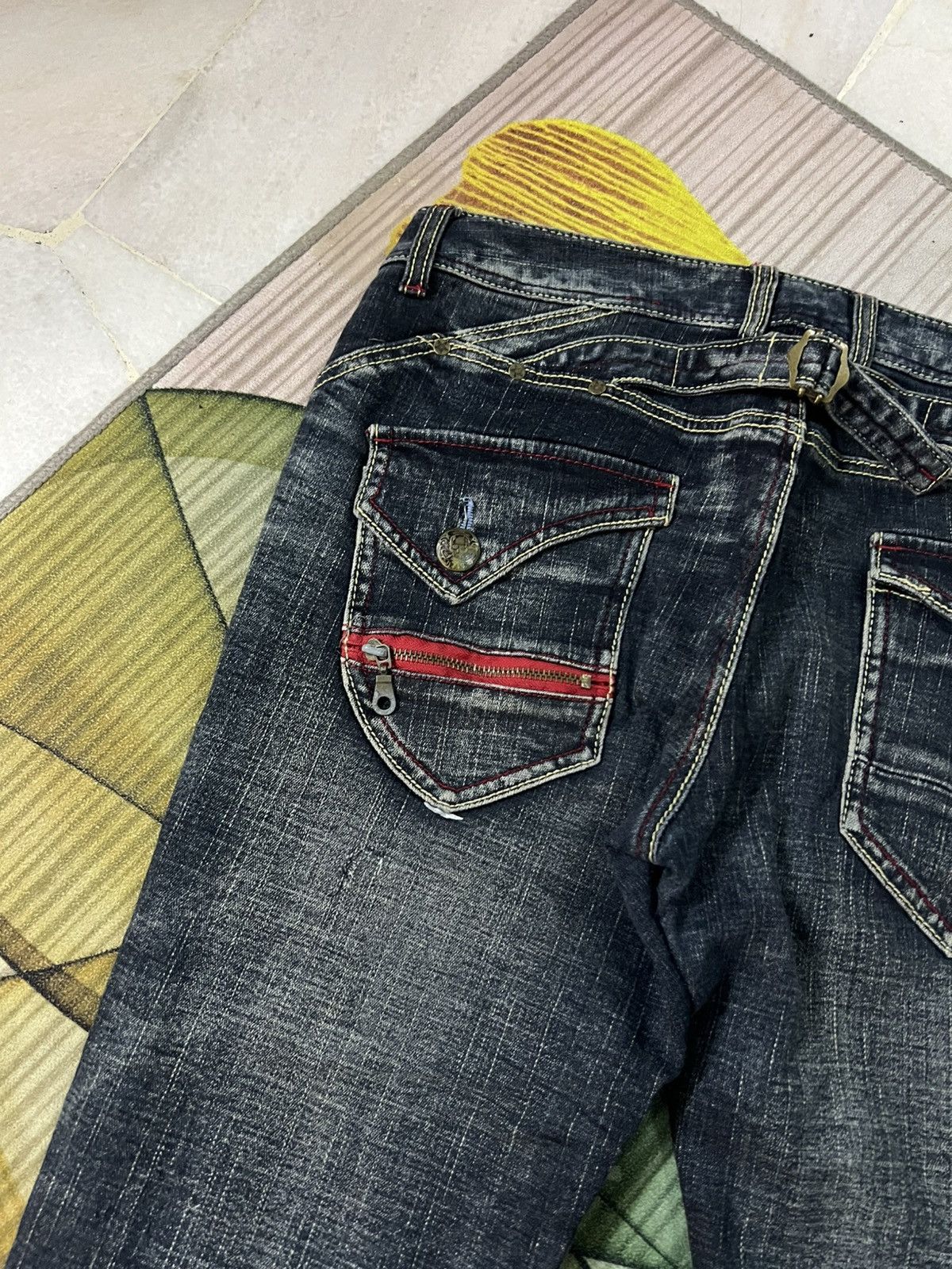 Japanese Brand 💥BCBG SKULL BACKLE BACK FLARE JEAN🔥 Size US 35 - 18 Thumbnail