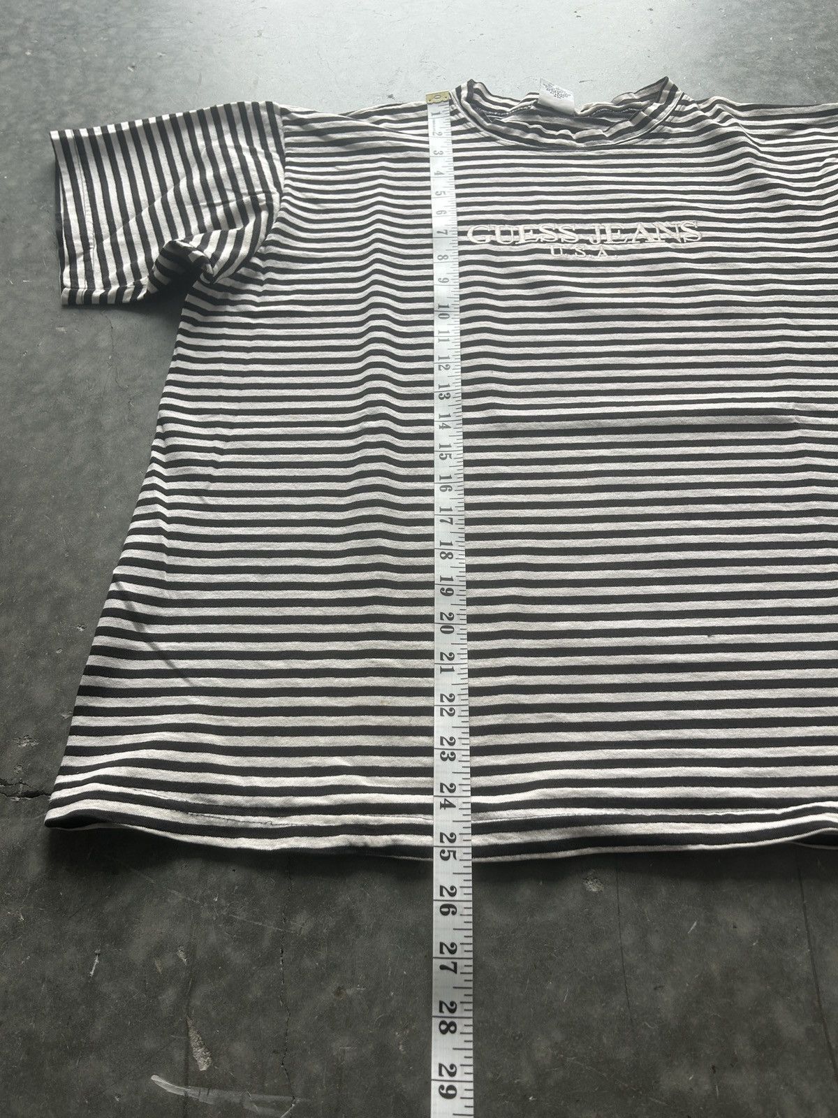 Guess × Vintage Vintage 90s Guess Striped Tee Embroidered Logo Size US L / EU 52-54 / 3 - 7 Thumbnail