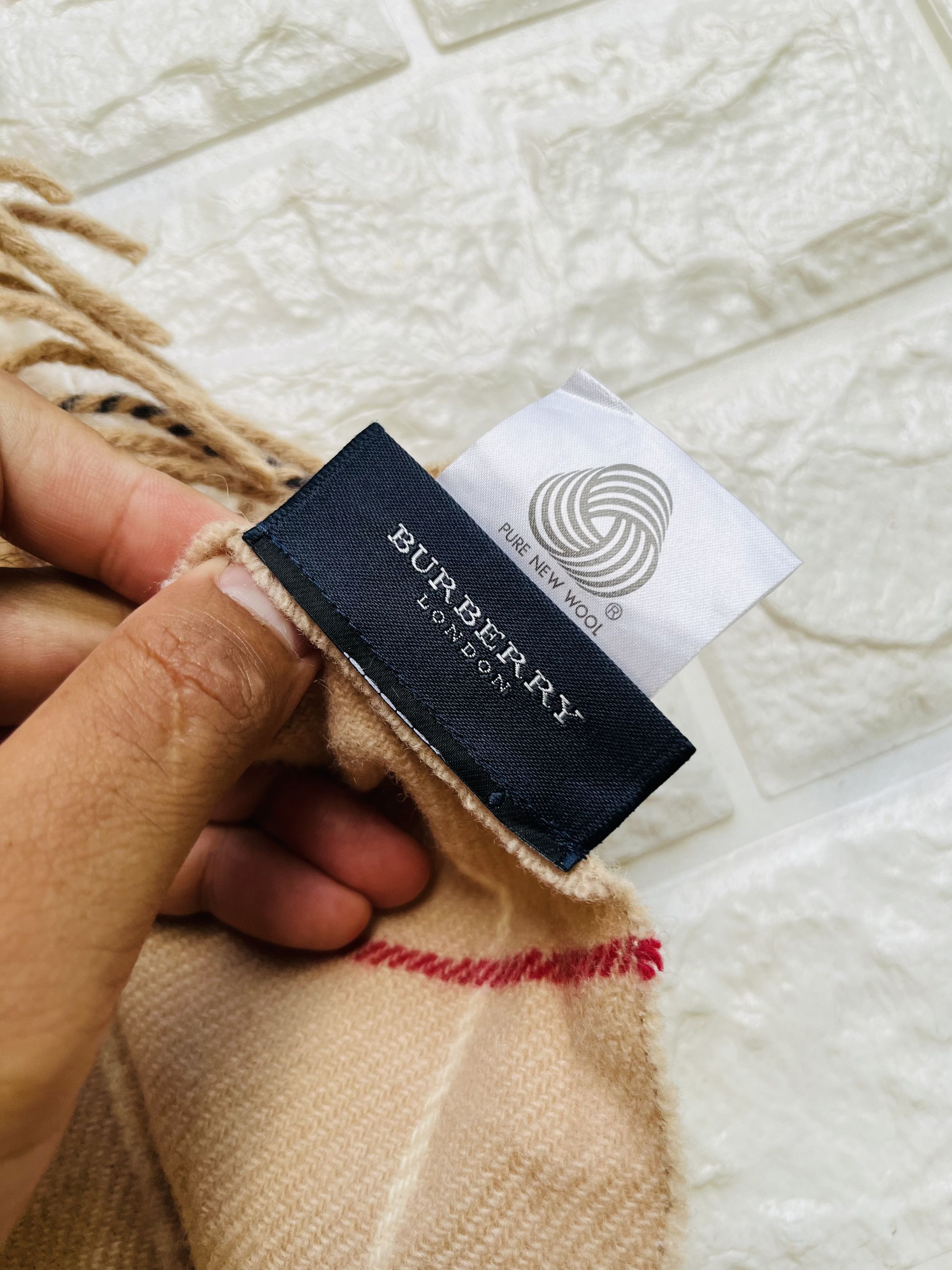 Burberry × Japanese Brand × Vintage Vintage Burberry Wool Designer Fashion Style Size ONE SIZE - 4 Thumbnail