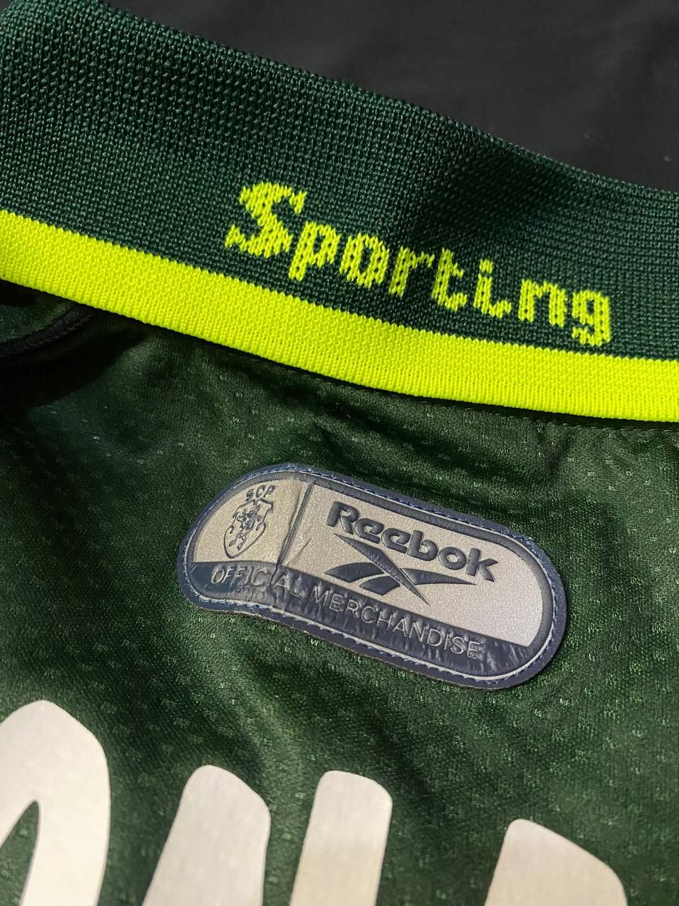 Reebok sporting Lisbon away 2001 Cristiano Ronaldo Size US L / EU 52-54 / 3 - 9 Thumbnail
