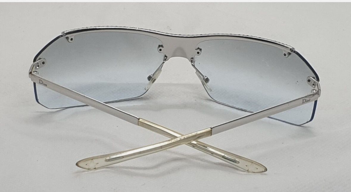 Dior Christian Dior Dior HIT 2 Sunglasses Light Blue Lenses. Size ONE SIZE - 6 Thumbnail