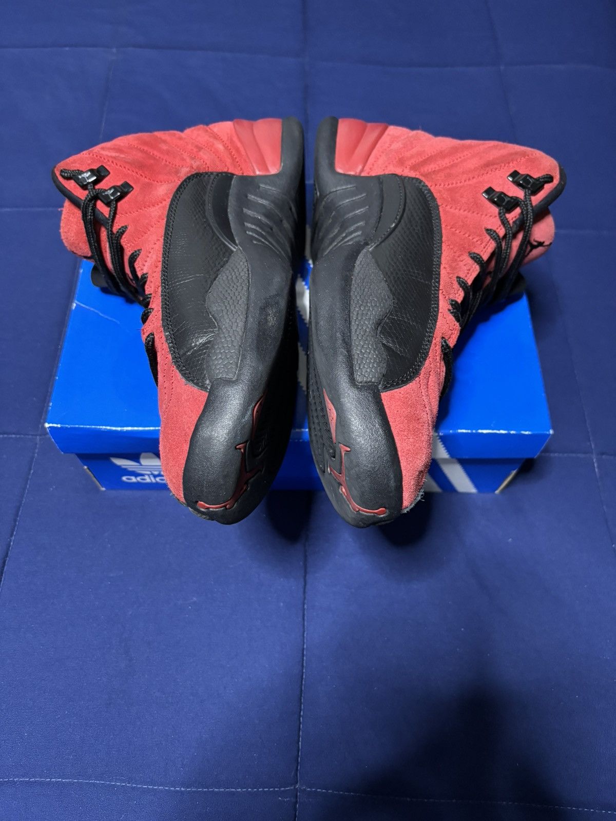 Jordan Brand Jordan 12 Retro Reverse Flu Game 2020 Size 11 Size US 11 / EU 44 - 4 Thumbnail