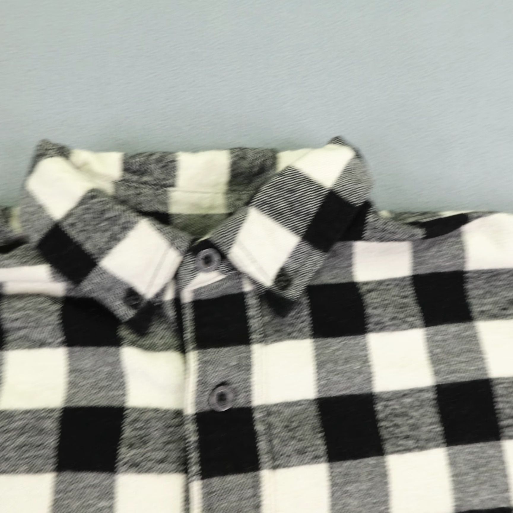 Vintage Woolrich Shirt Casual Outdoor Plaid Flannel Button-Up Mens Large Gray White Gradient Plaid Cotton 100% Regular Fit Mens Size US L / EU 52-54 / 3 - 2 Thumbnail