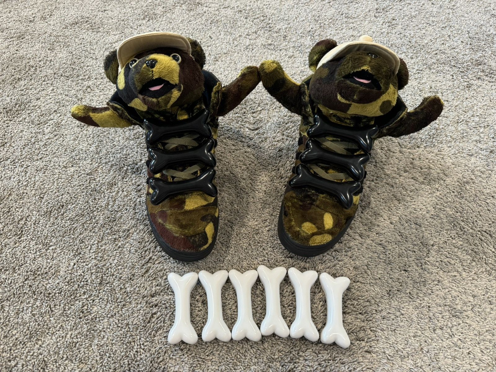 Jeremy Scott 2 sets of Adidas Jeremy Scott Bones Size ONE SIZE - 2 Thumbnail